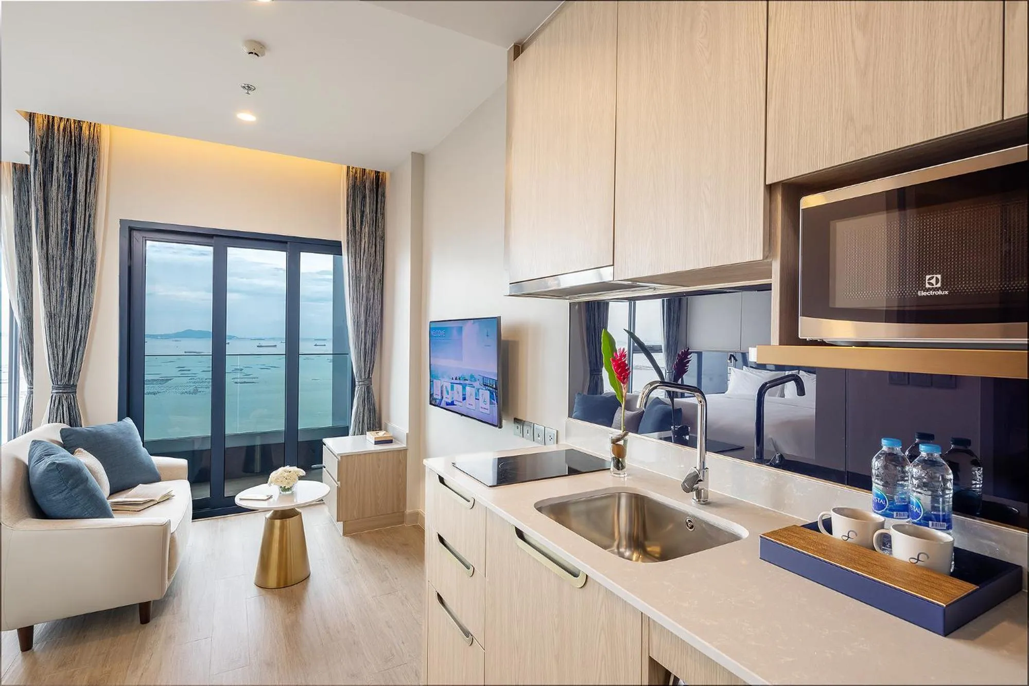 Seating area in S Sriracha Hotel & Residence