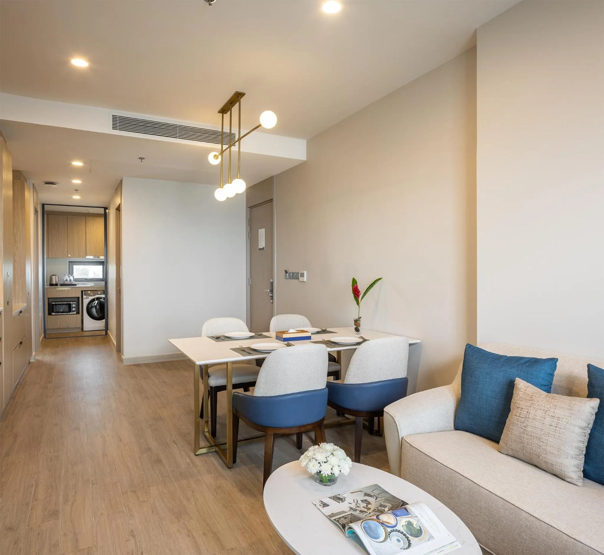 Living room in S Sriracha Hotel & Residence