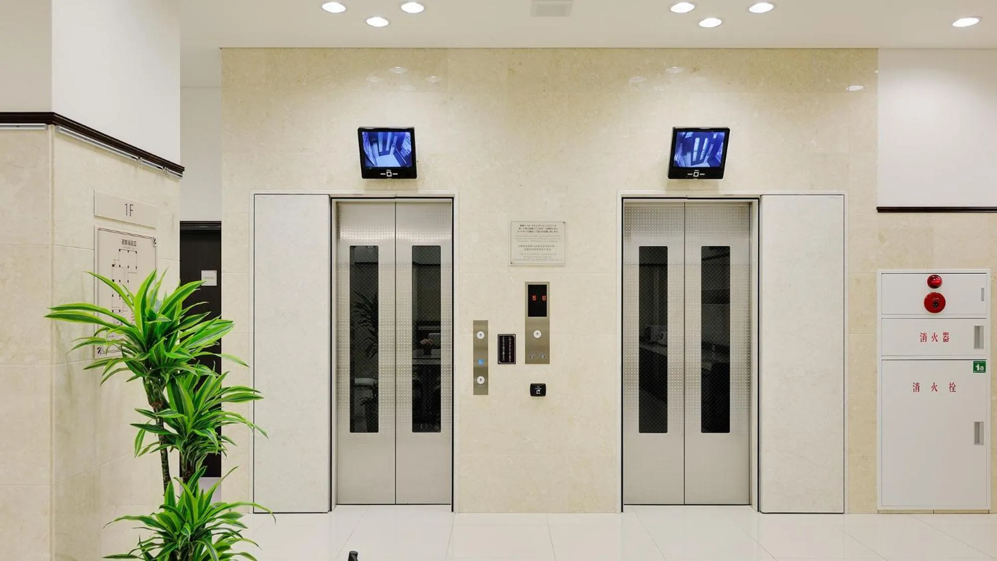 elevator in Toyoko Inn Okayama eki Higashi guchi