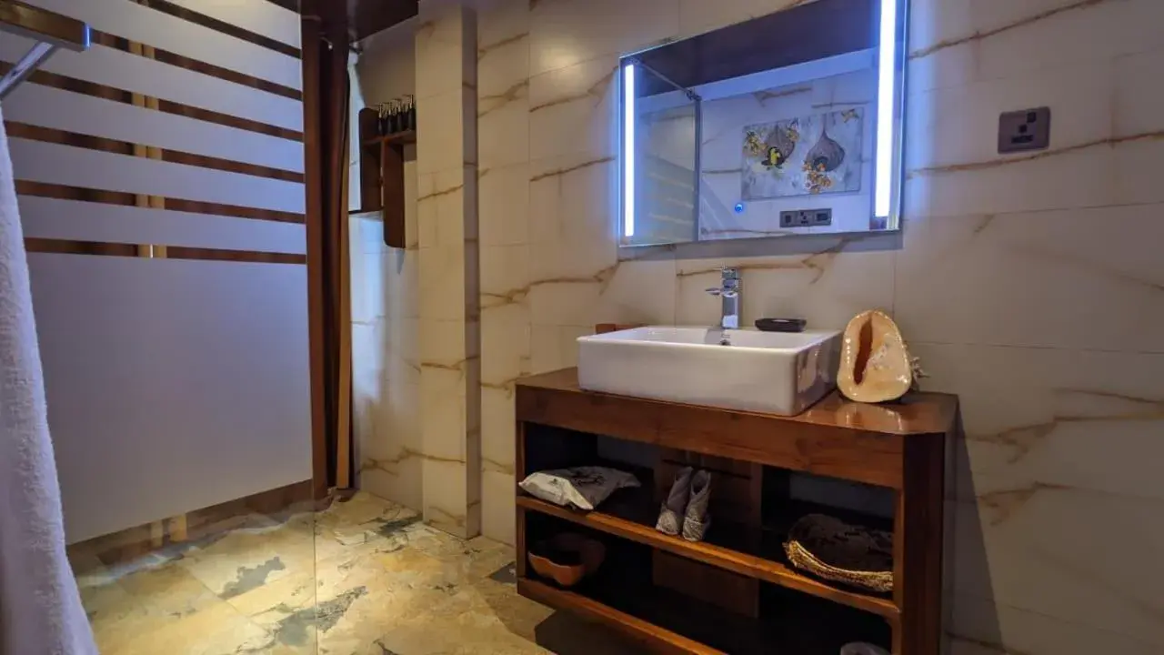 King Room with Balcony in Lagoon gate Tangalle Resort King Room with Balcony in Lagoon gate Tangalle Resort