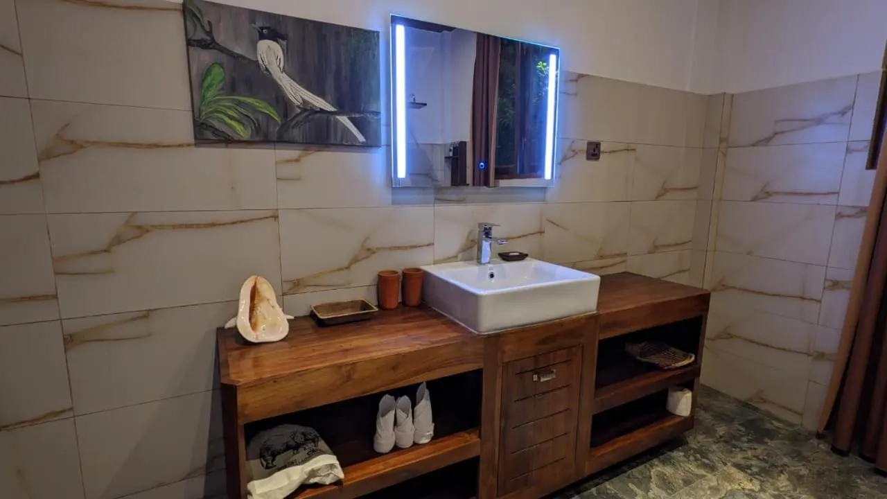 Lagoon gate Tangalle Resort