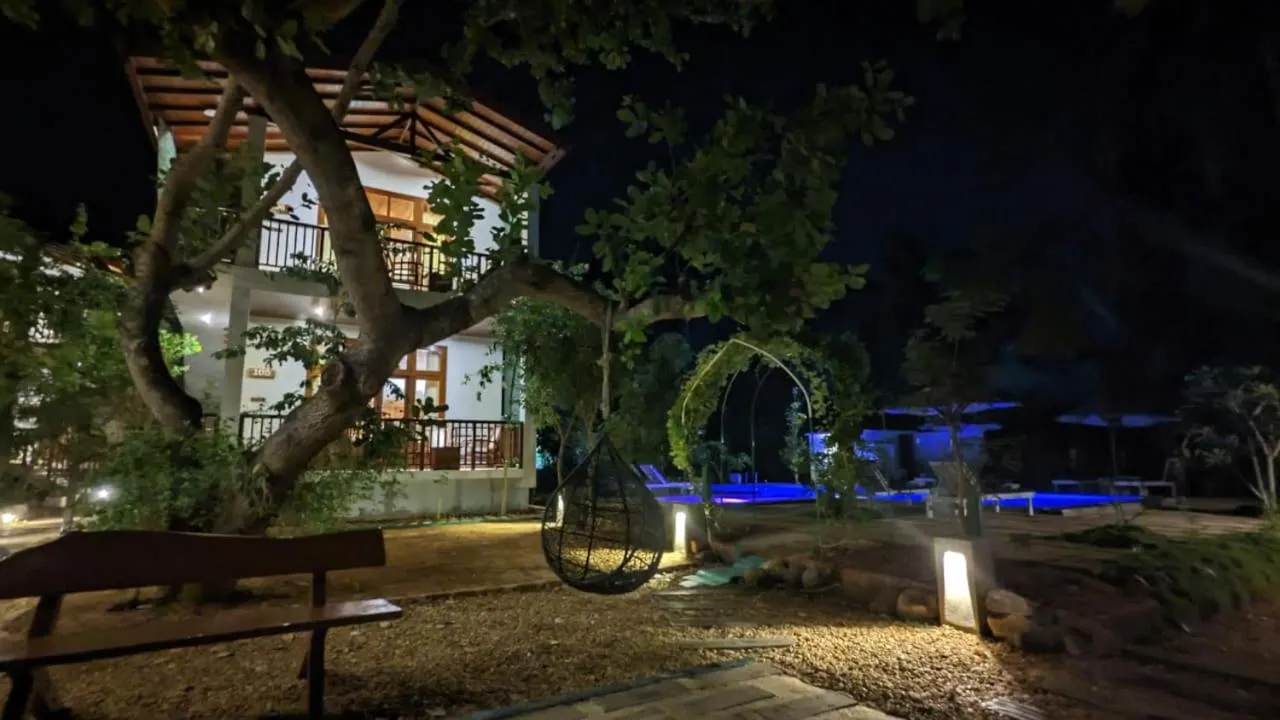 Lagoon gate Tangalle Resort