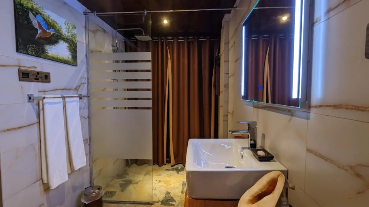 Lagoon gate Tangalle Resort