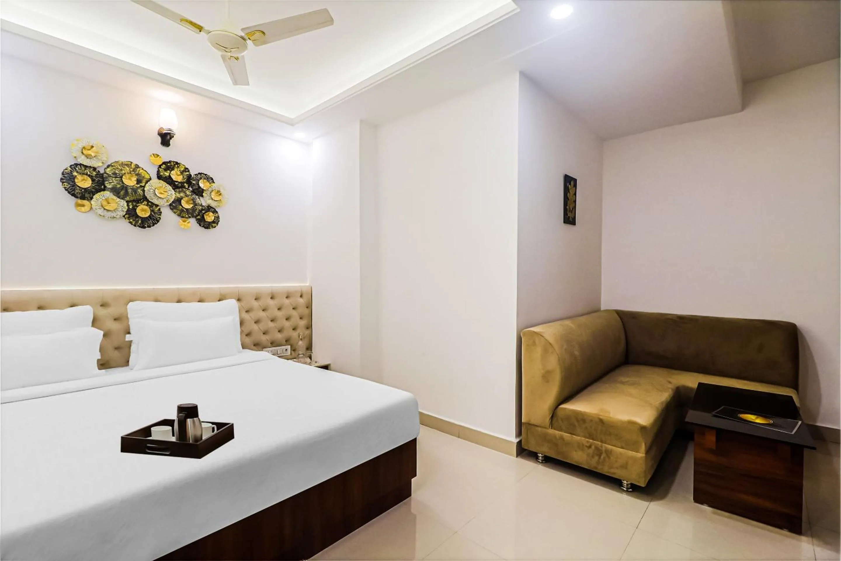 Bedroom, Bed in Super Townhouse Marina