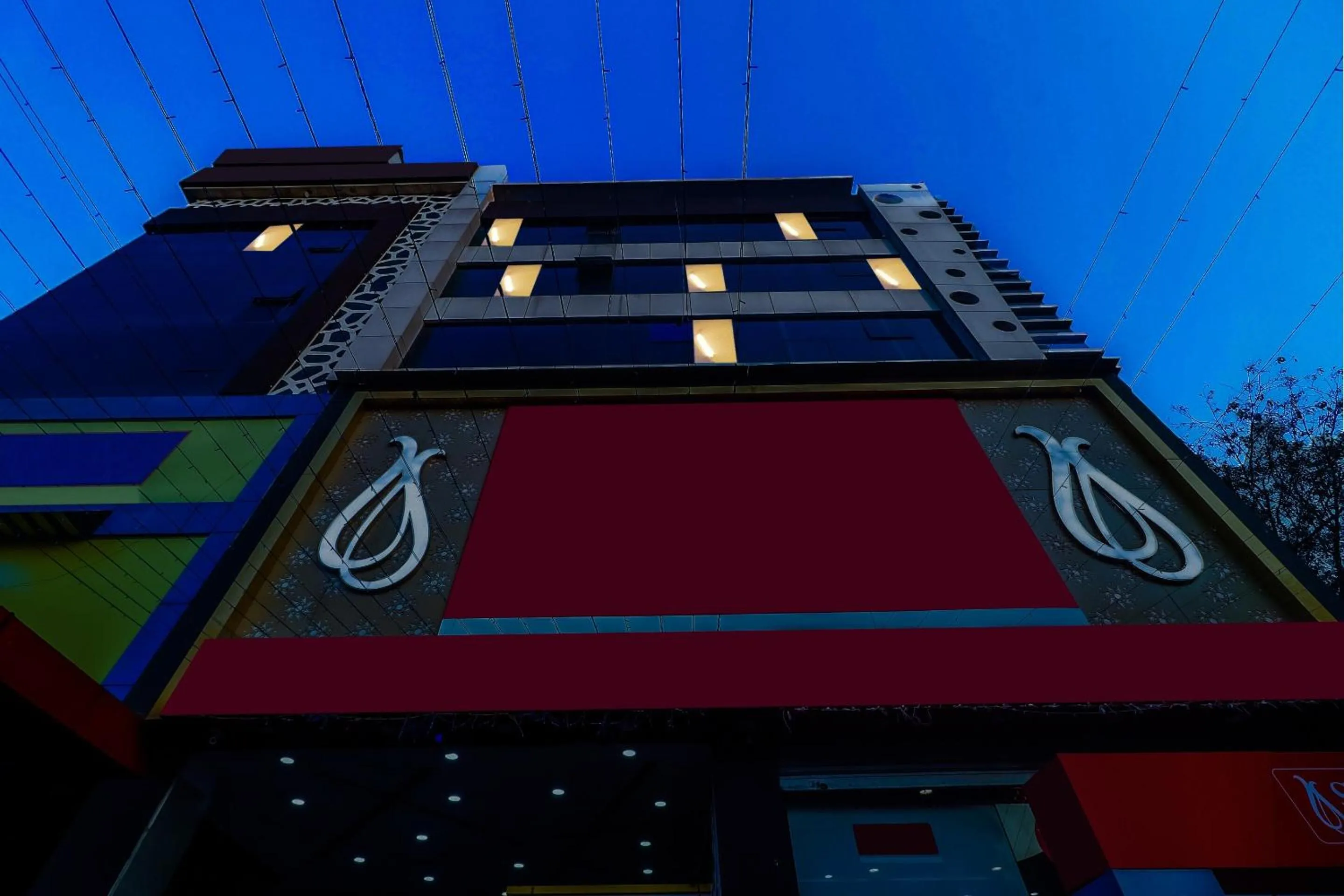 Facade/entrance in Super Townhouse Marina