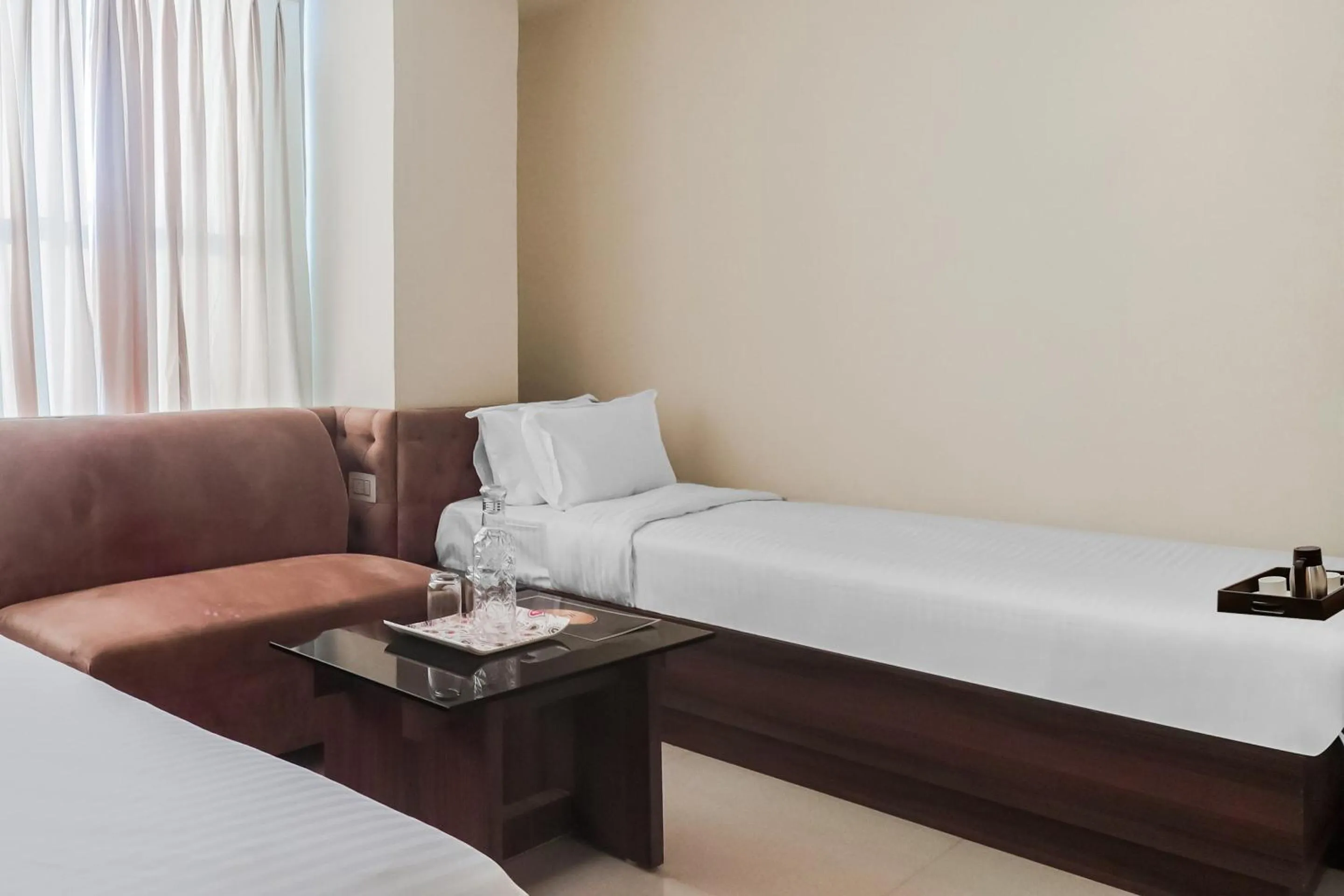 Bedroom, Bed in Super Townhouse Marina