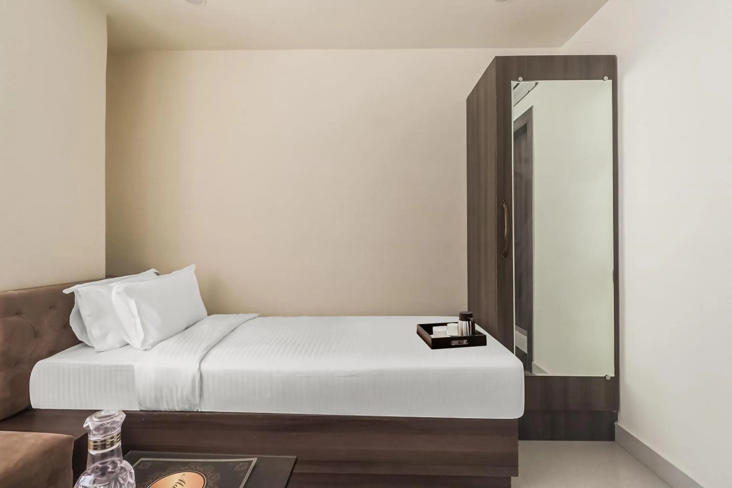 Bedroom, Bed in Super Townhouse Marina