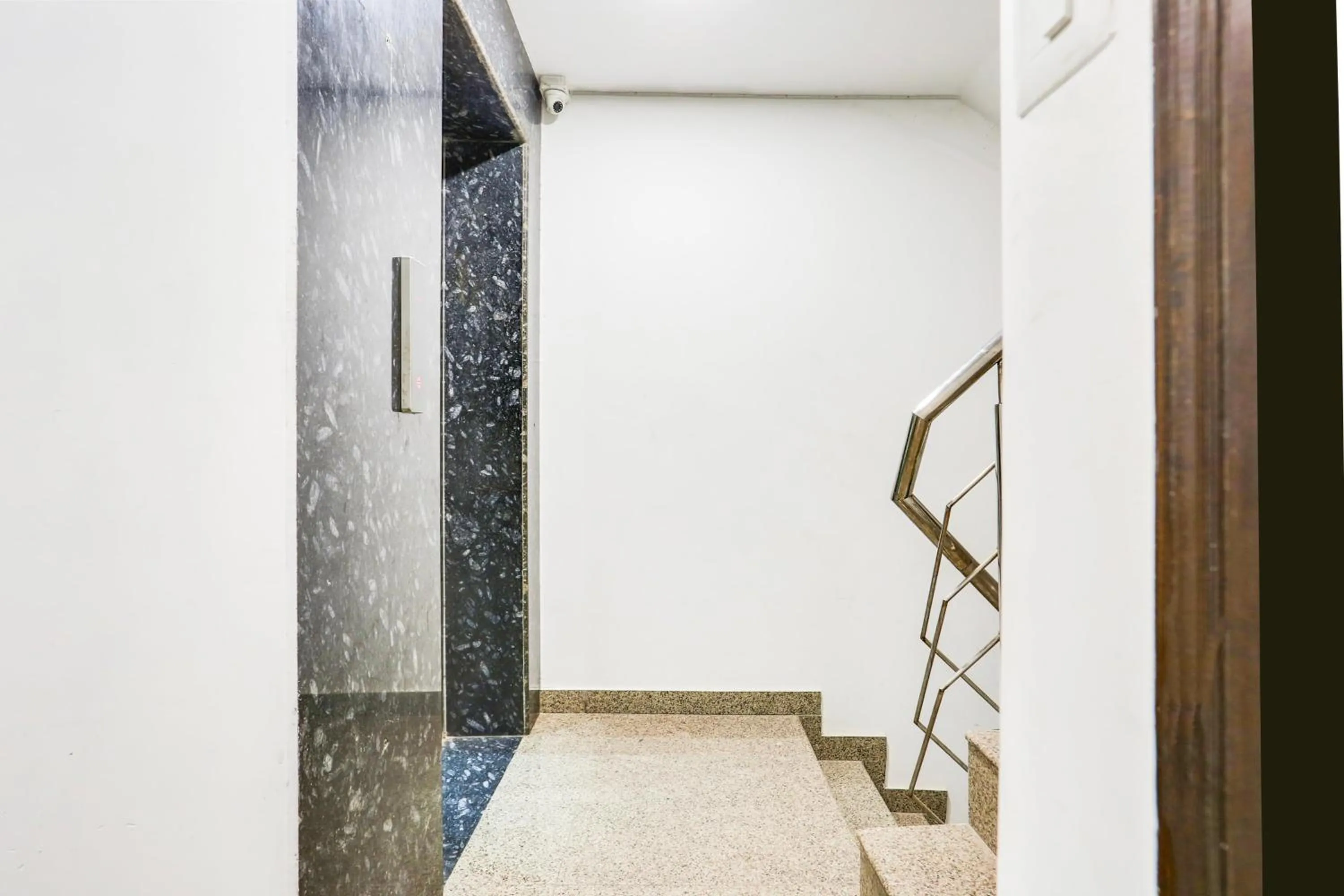 Other in Collection O Golden Key Near TDI Mall