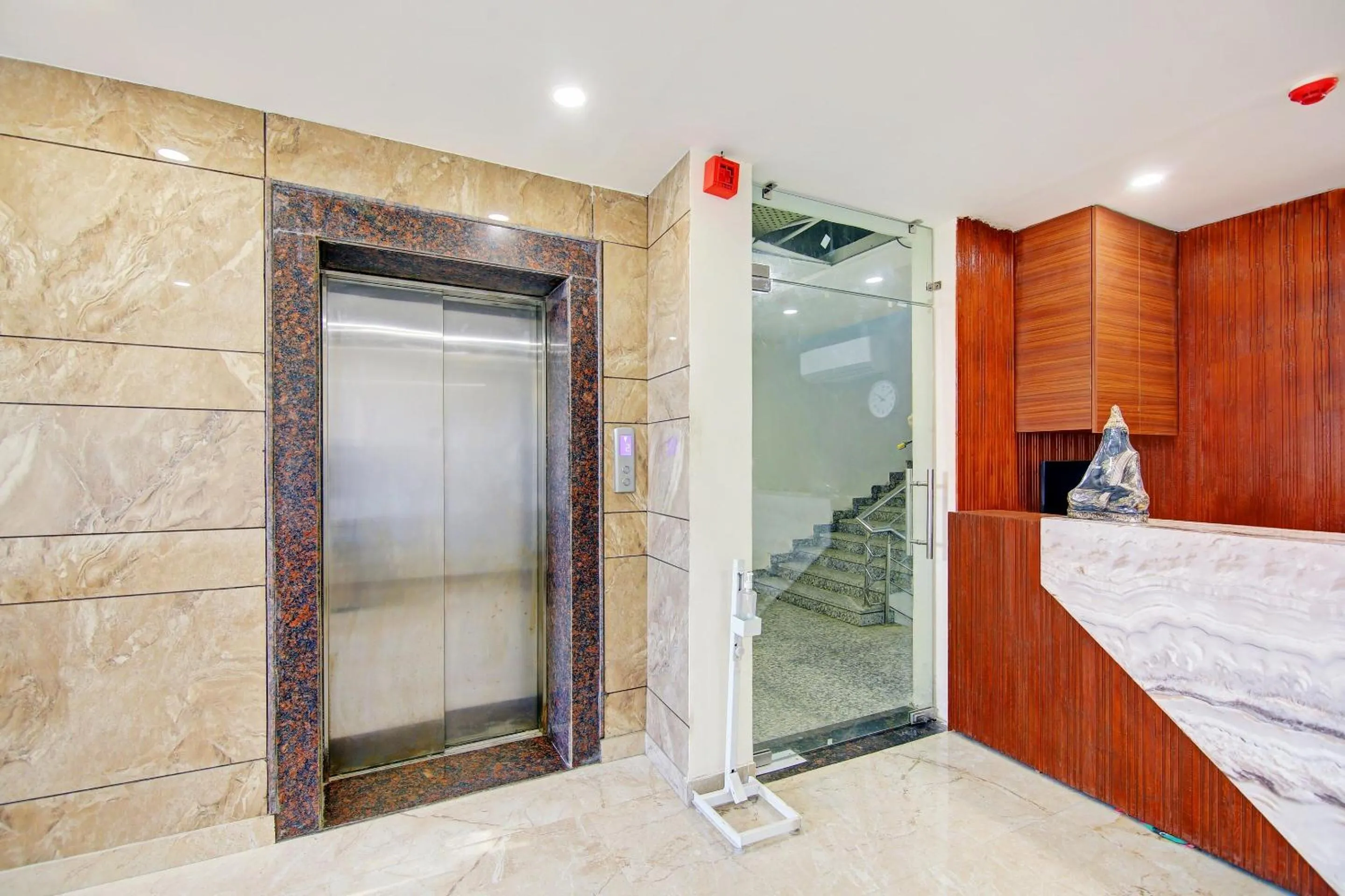 Lobby or reception in Hotel O Kinsfolk Inn