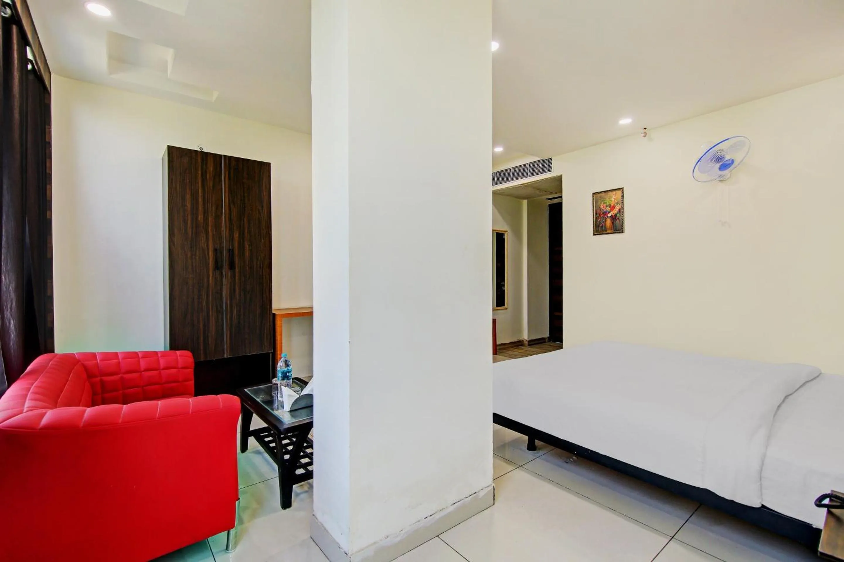 Bedroom, Bed in Hotel O Kinsfolk Inn