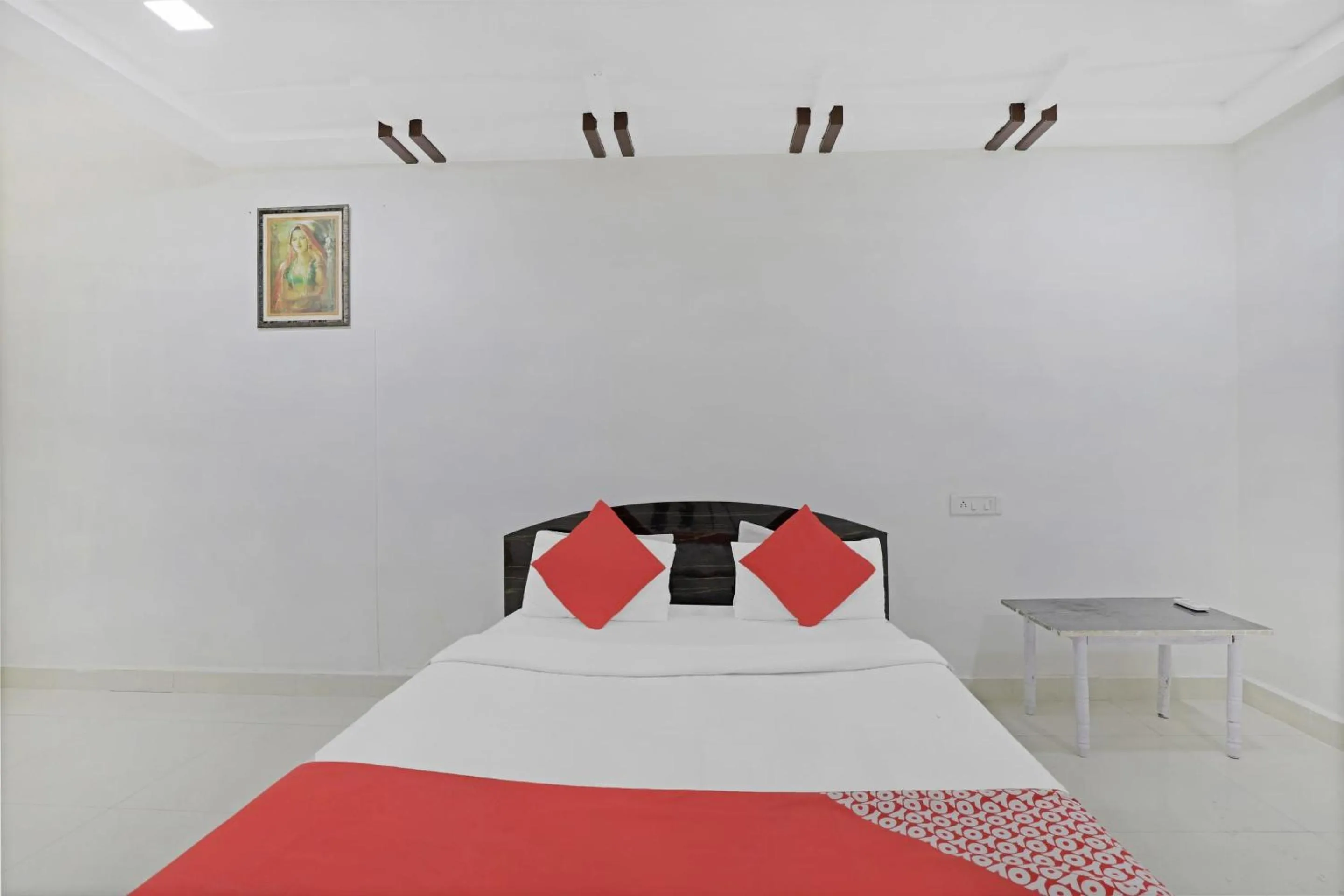 Bedroom, Bed in Hotel O Rudra Palace