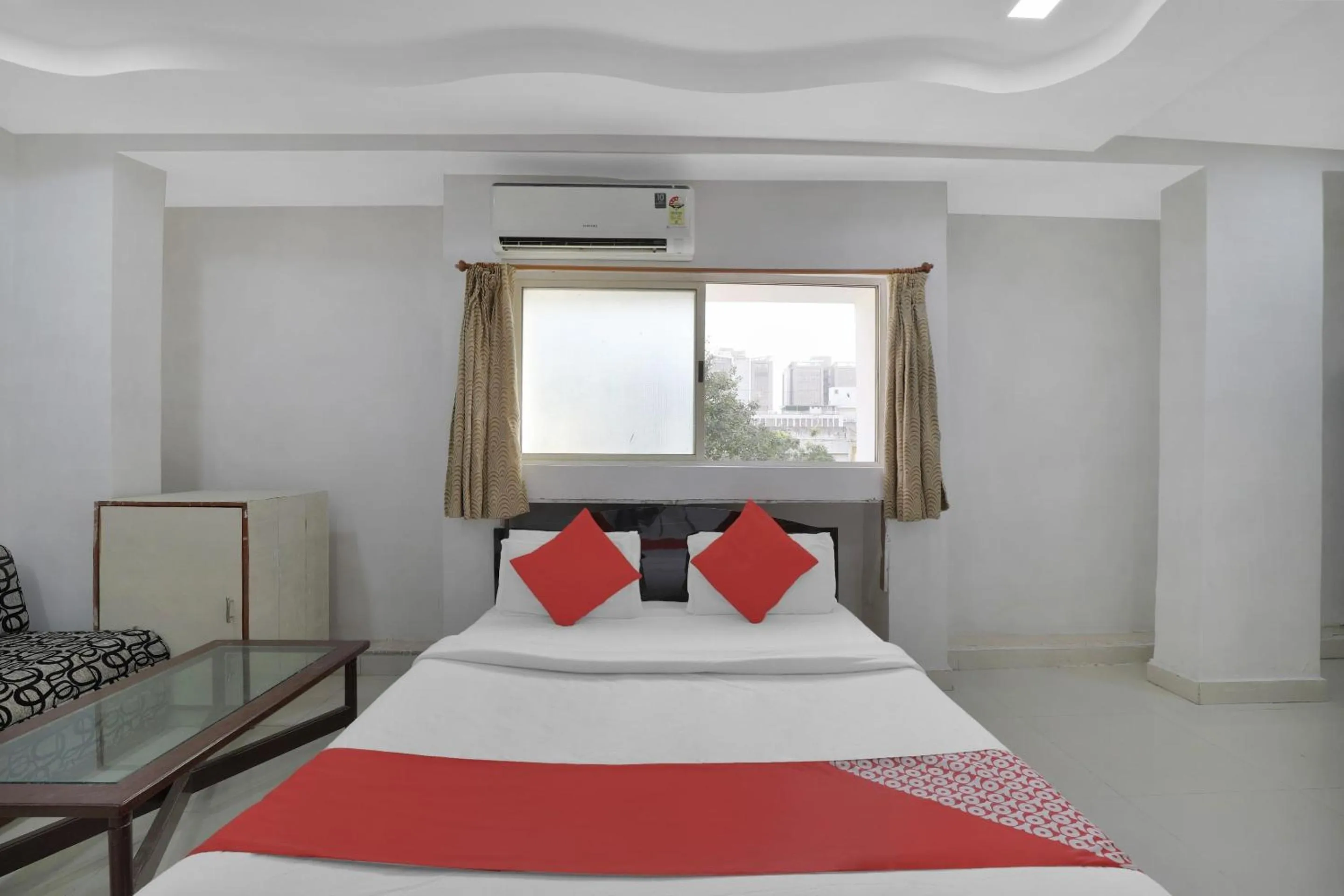 Bedroom, Bed in Hotel O Rudra Palace