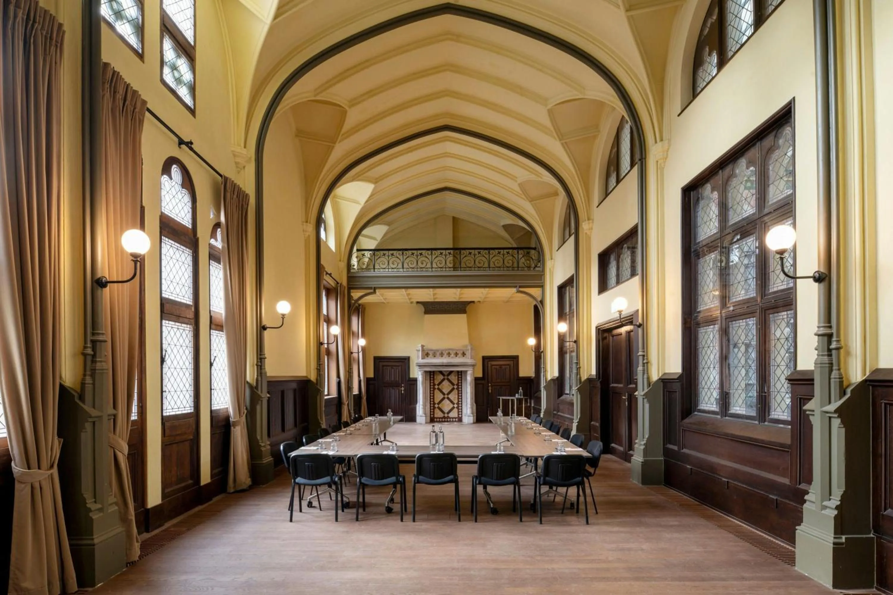 Meeting/conference room in Sapphire House Antwerp, Autograph Collection
