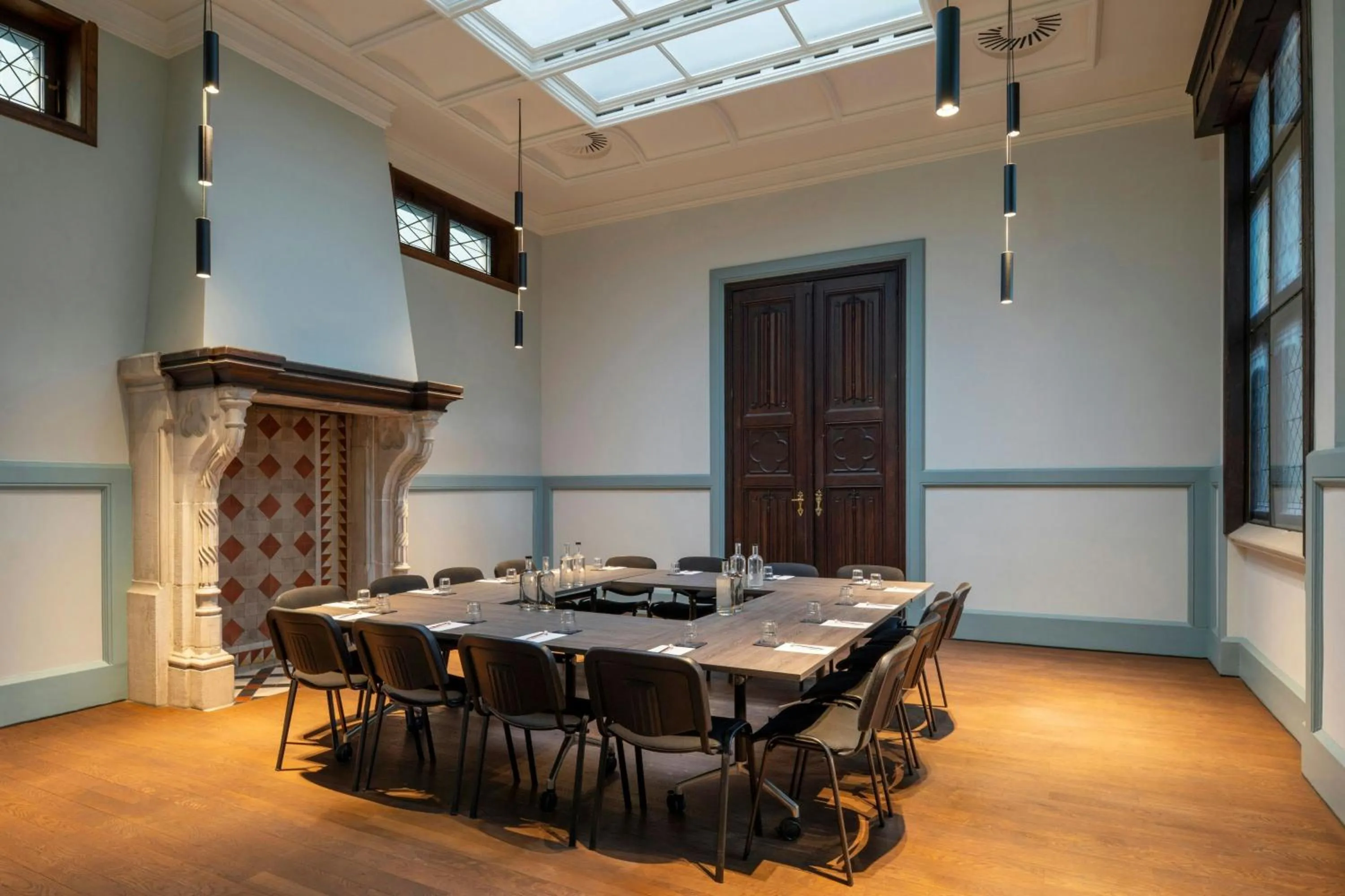 Meeting/conference room in Sapphire House Antwerp, Autograph Collection