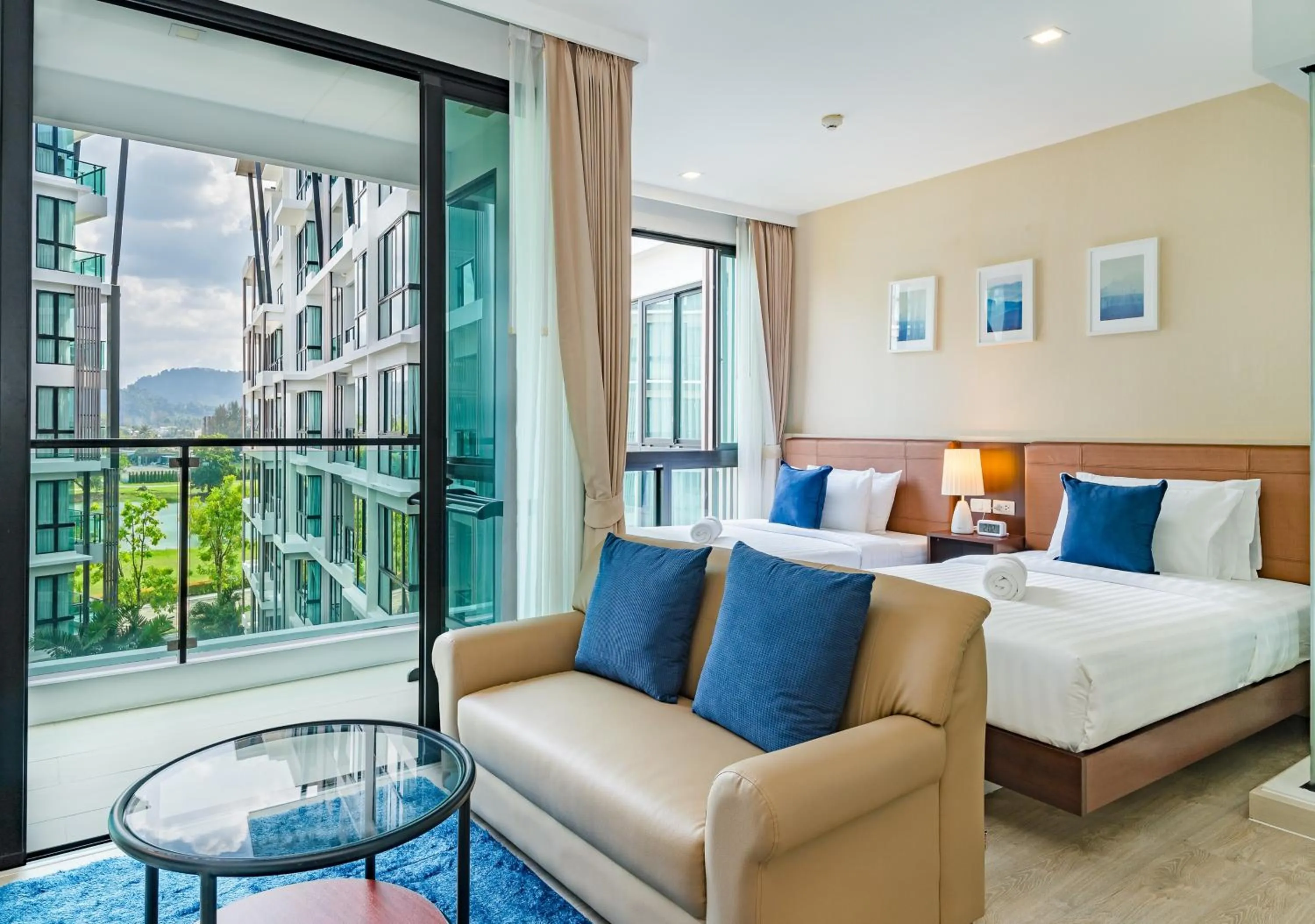 Bedroom, Bed in Wyndham Phuket Airport