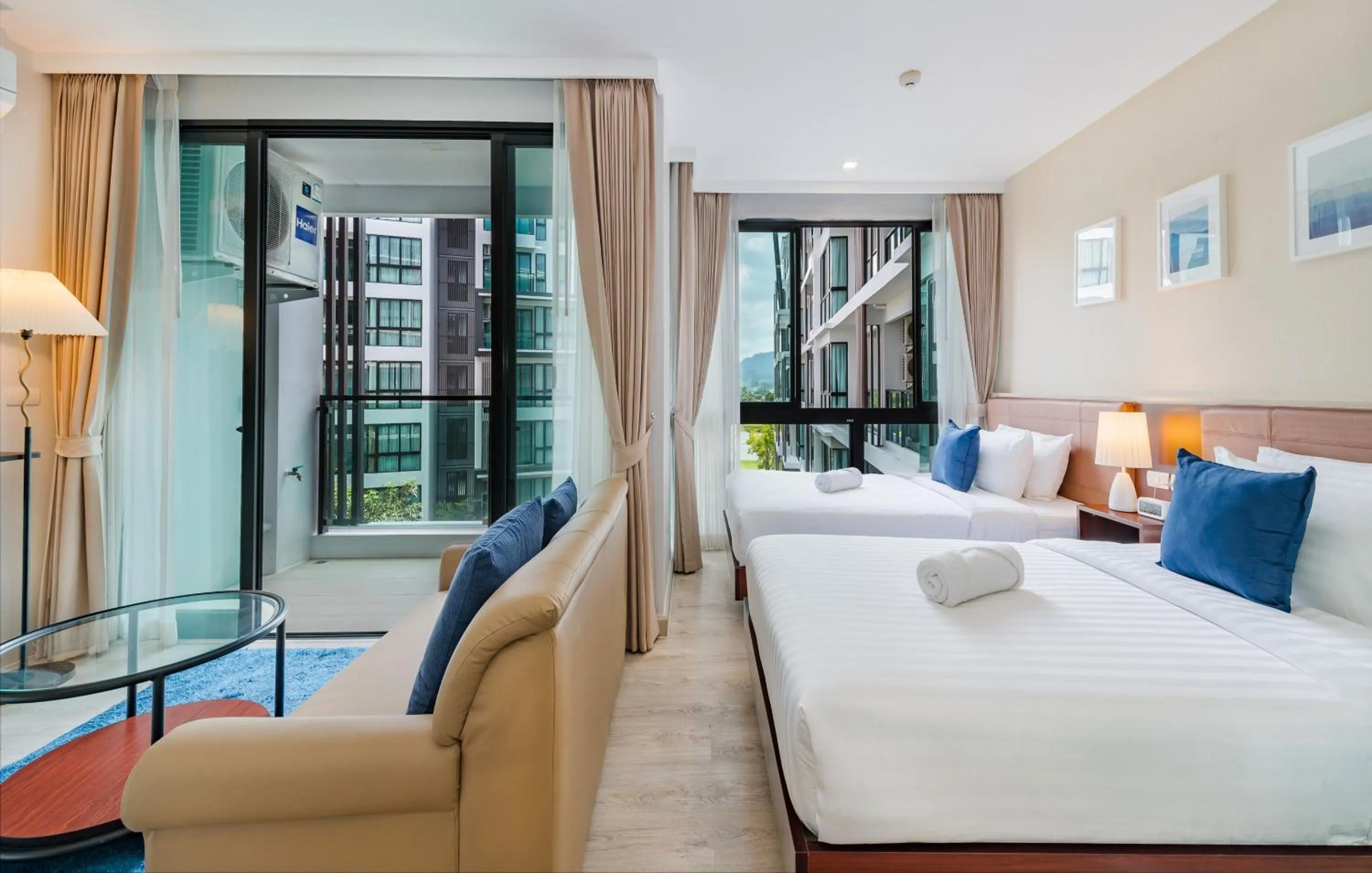 Bedroom, Bed in Wyndham Phuket Airport