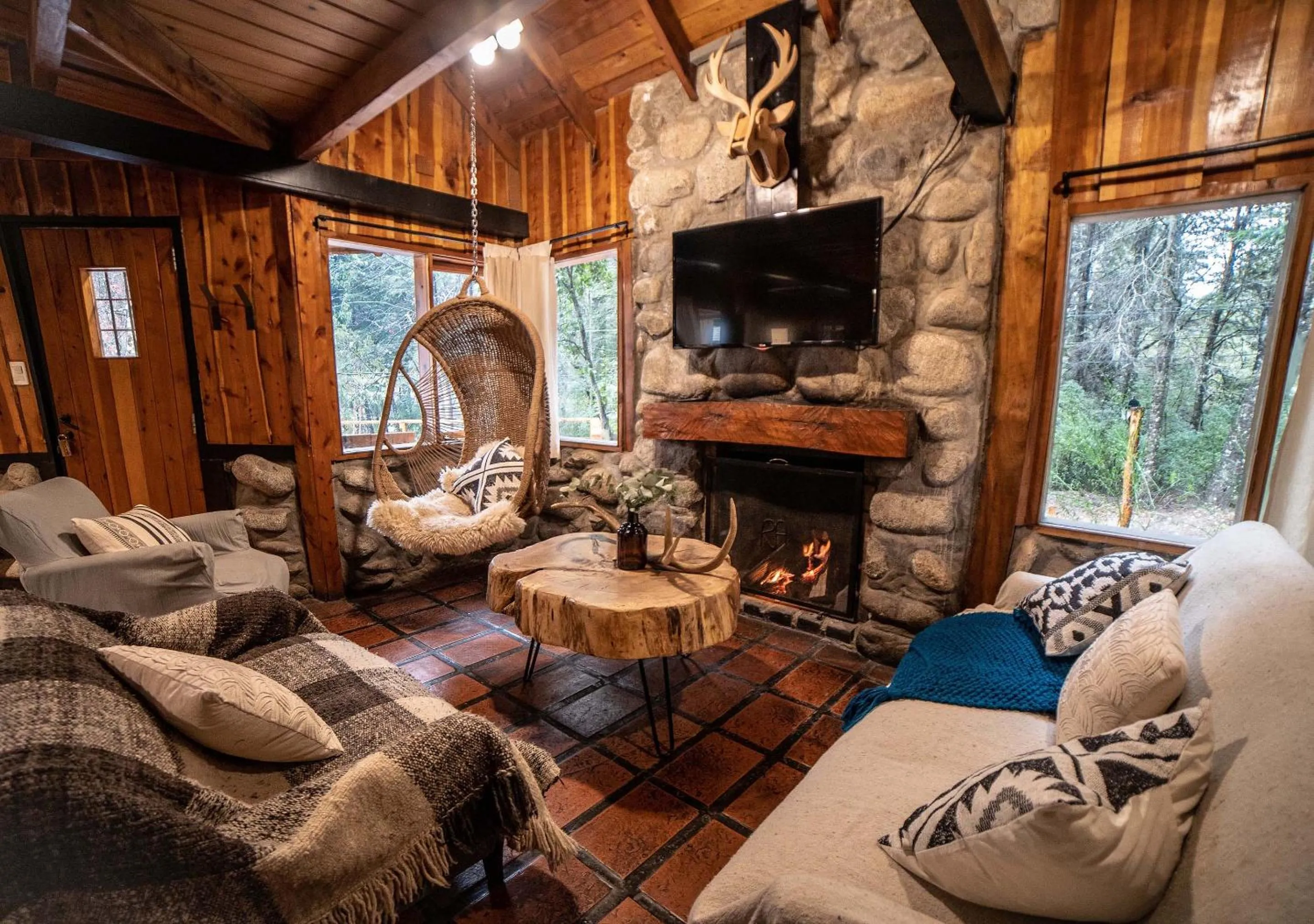 Living room in Ruma Andina by DOT Cabana