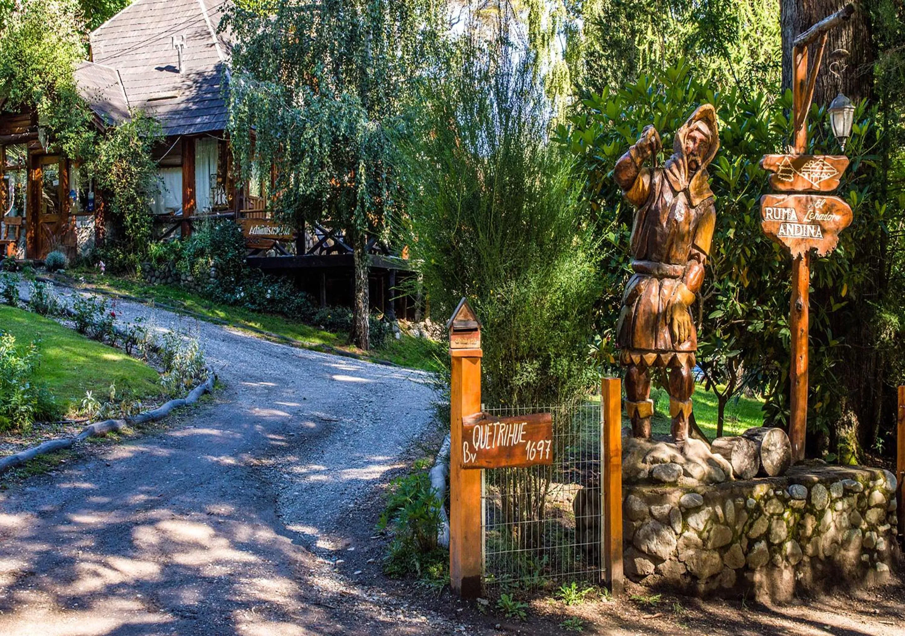 Facade/entrance in Ruma Andina by DOT Cabana