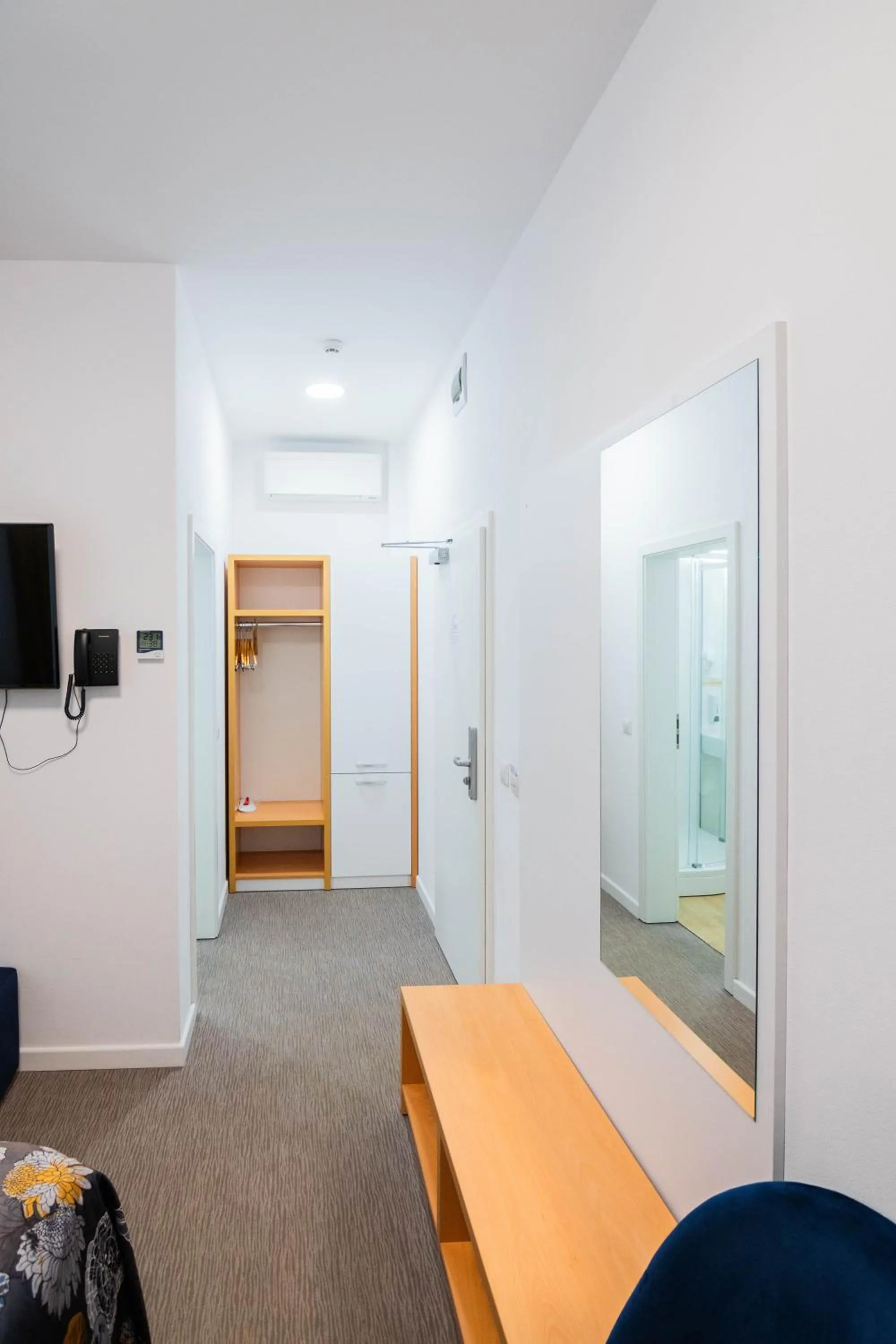 TV and multimedia in Hotel Urban