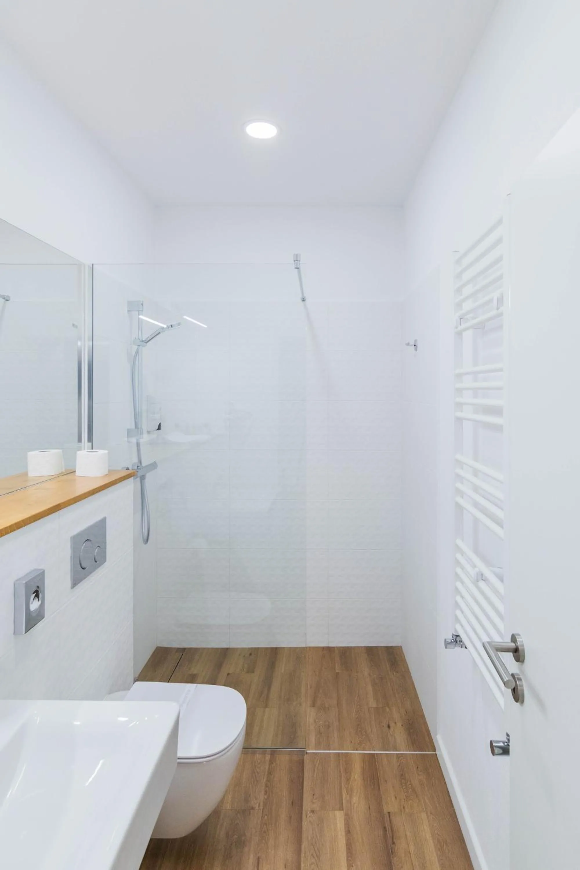 Shower in Hotel Urban