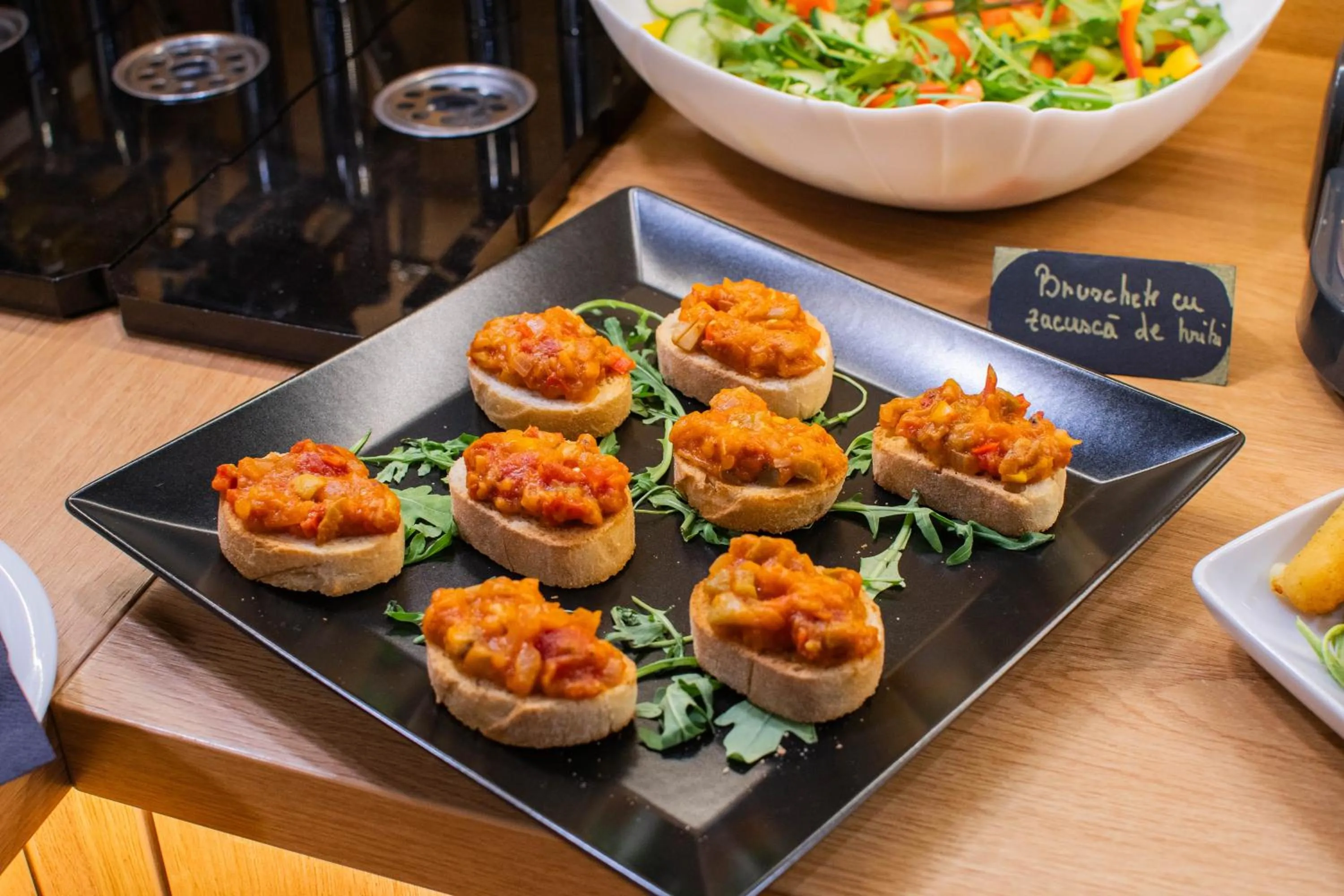 Restaurant/places to eat in Hotel Urban