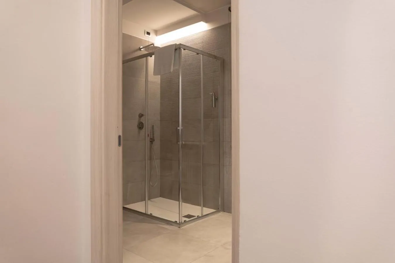 Shower in Le Cappuccinelle Suites&SPA