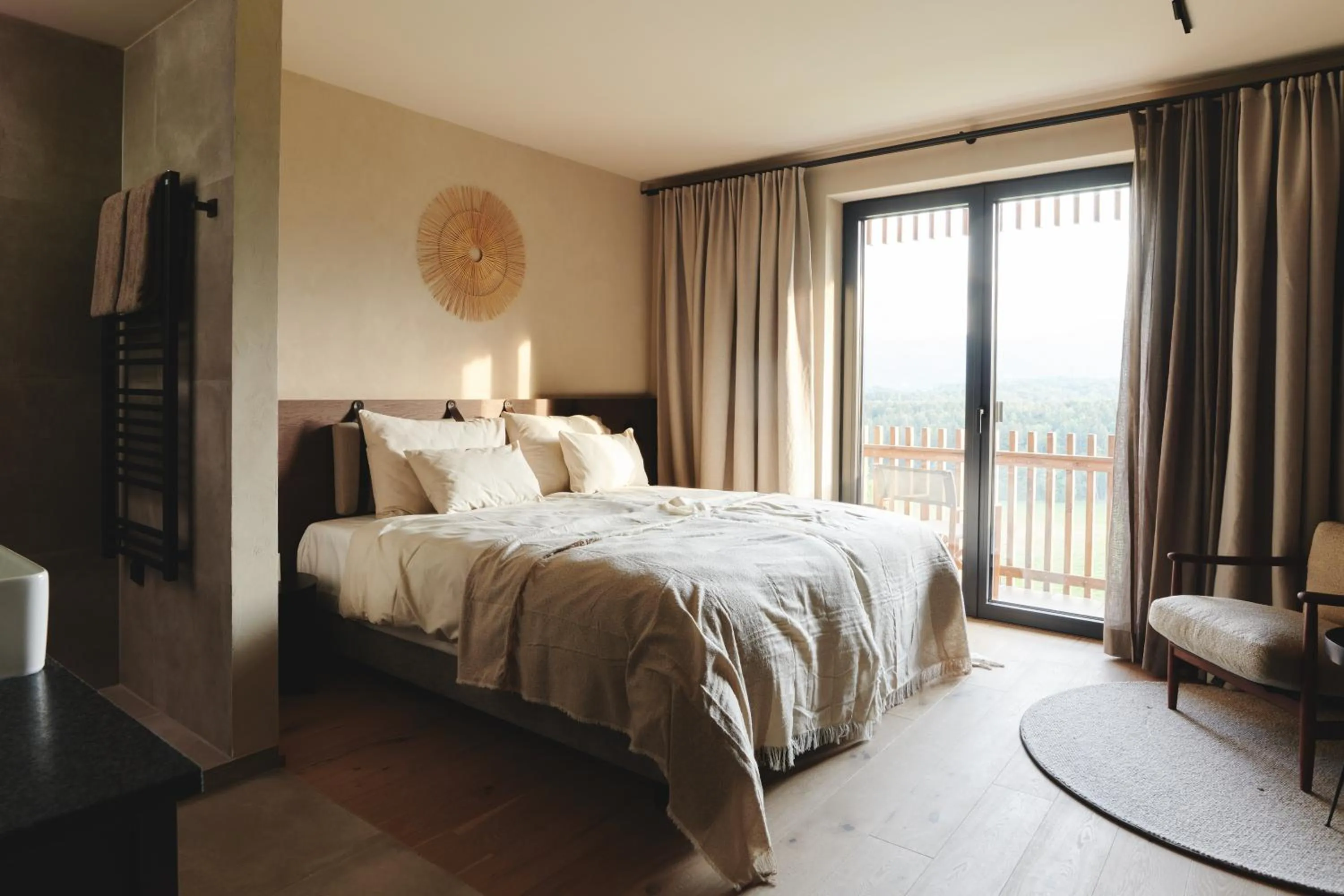 Photo of the whole room, Bed in Boutiquehotel DAS ZEITWERT