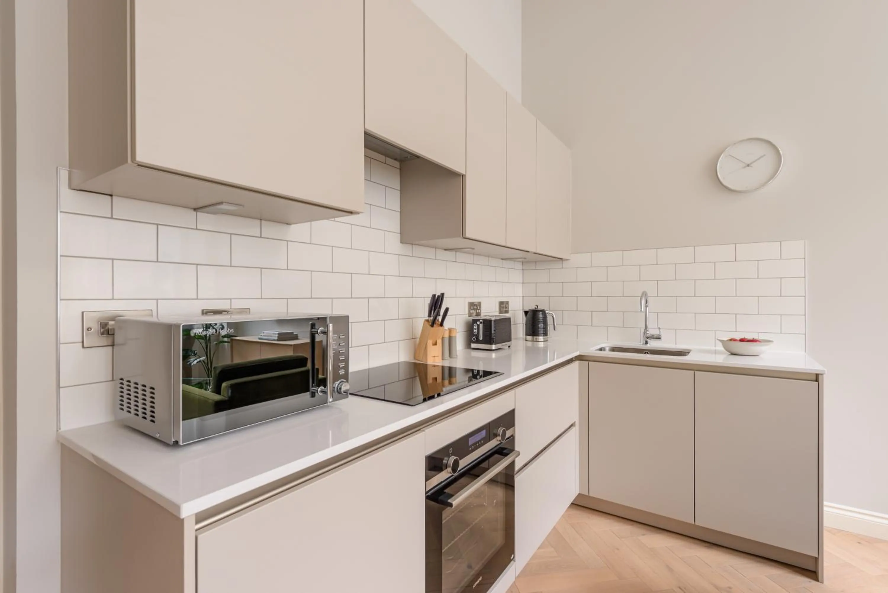 Kitchen or kitchenette in Museum Apartments