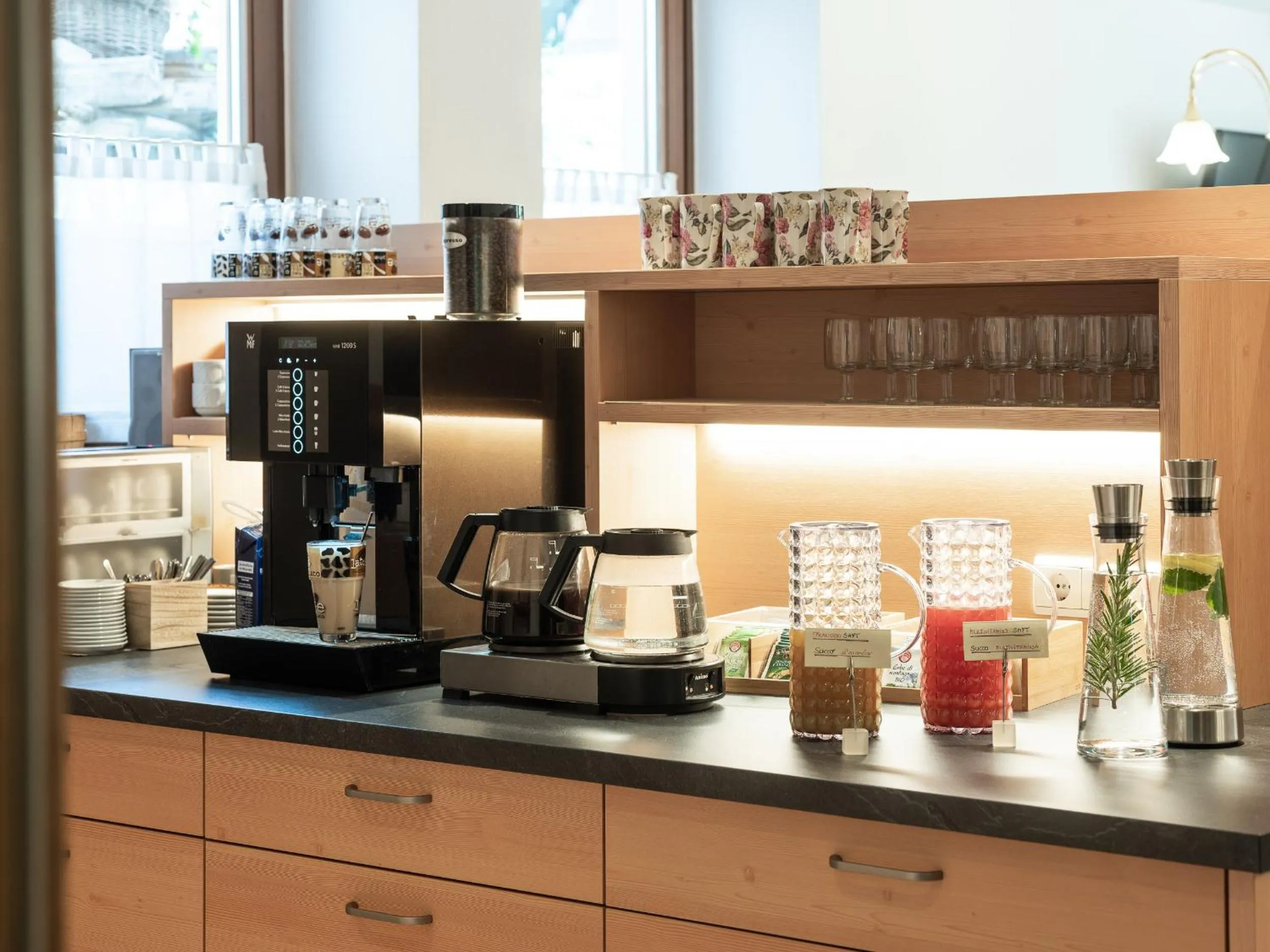 Breakfast in Hotel B&B Martha