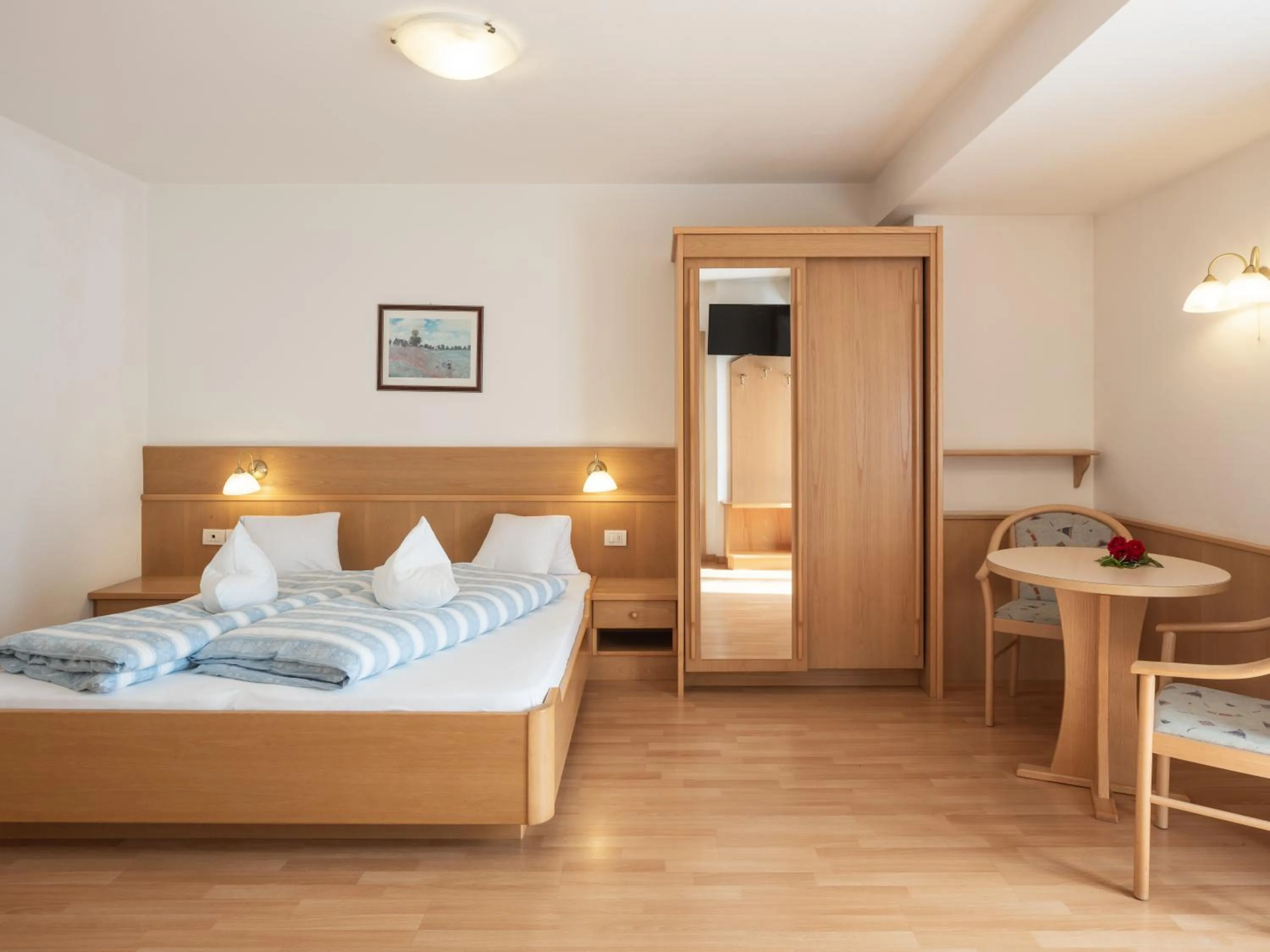 Photo of the whole room, Bed in Hotel B&B Martha