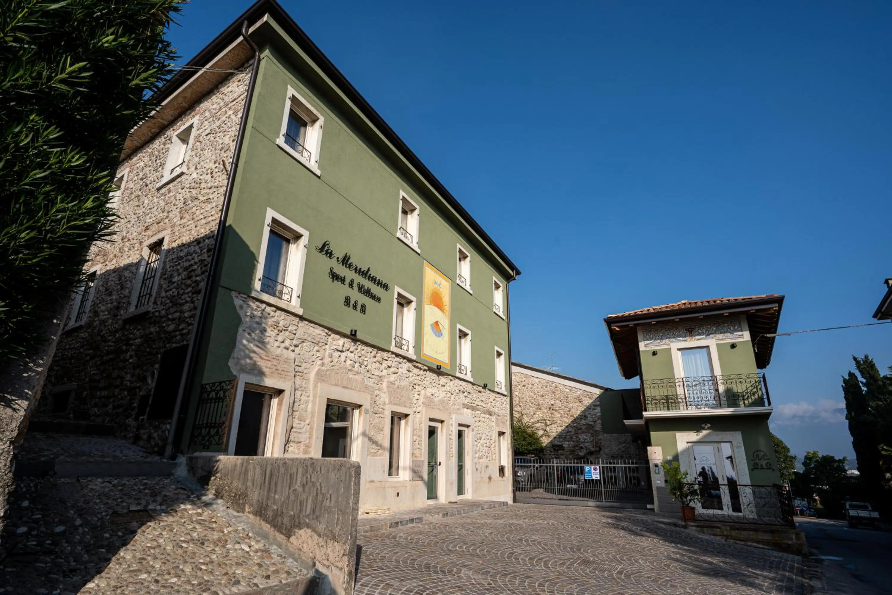 Property building in La Meridiana