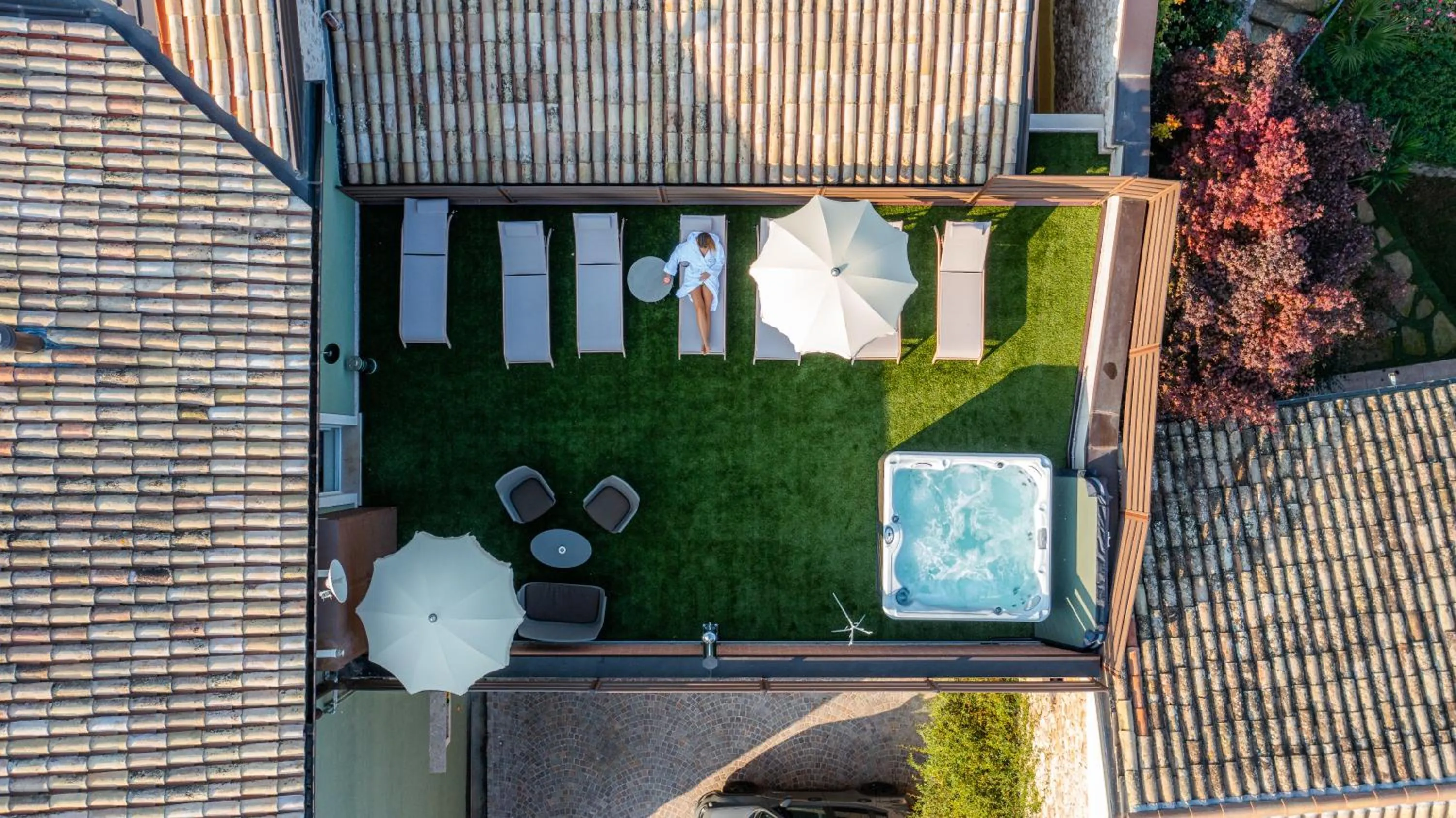 Hot Tub in La Meridiana