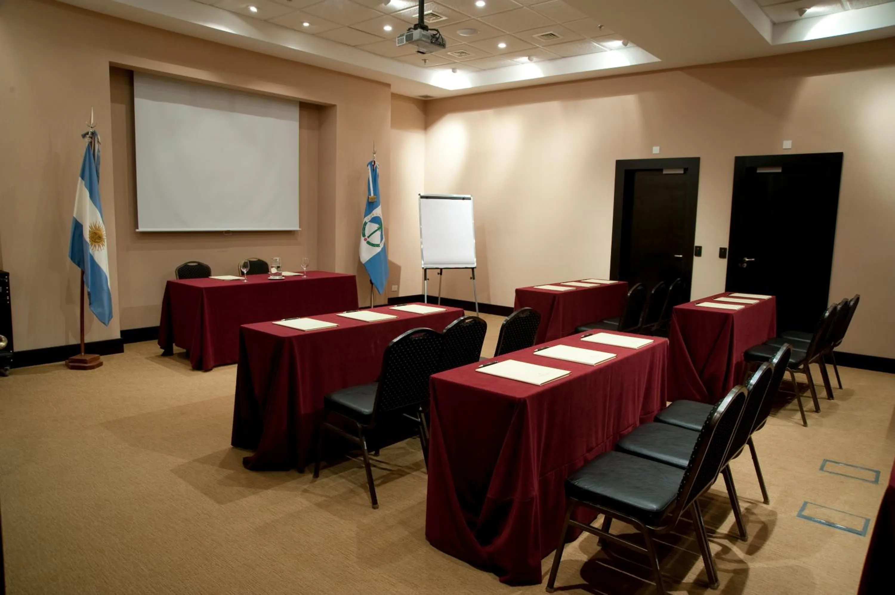 Business facilities in Hotel Casino Magic