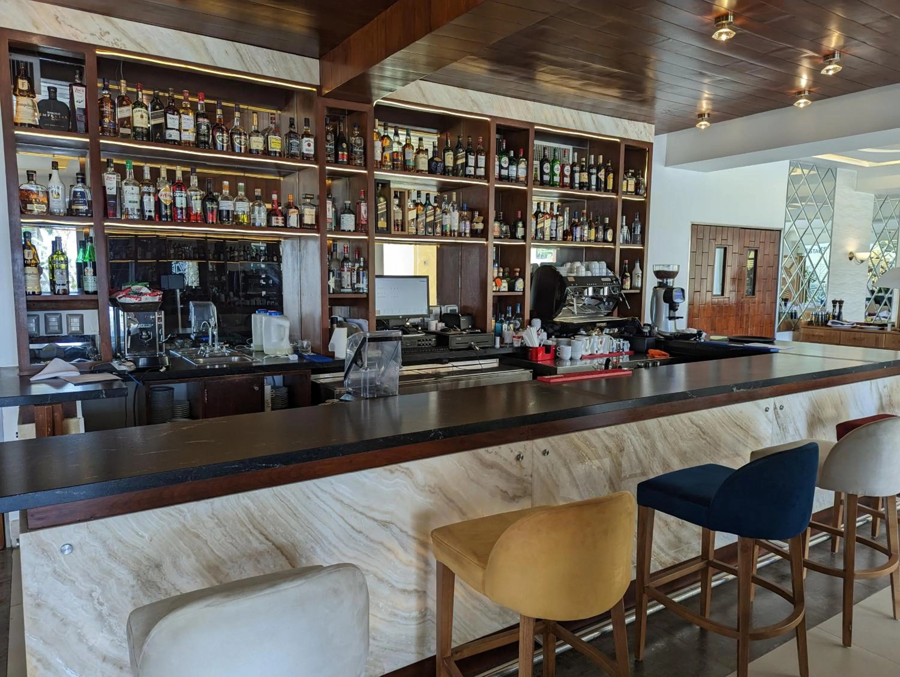 Lounge or bar in Hacienda Samana Bay Hotel