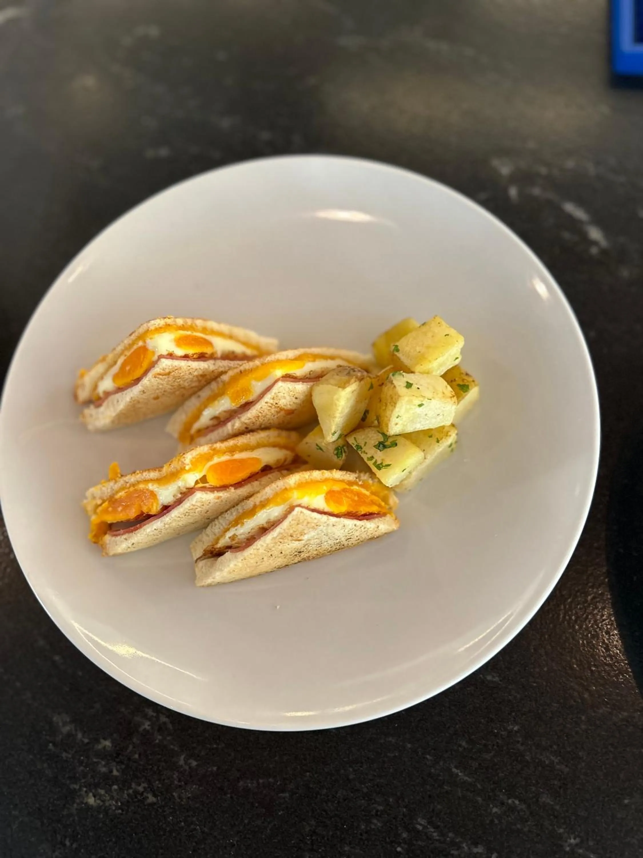 Restaurant/places to eat in Hacienda Samana Bay Hotel