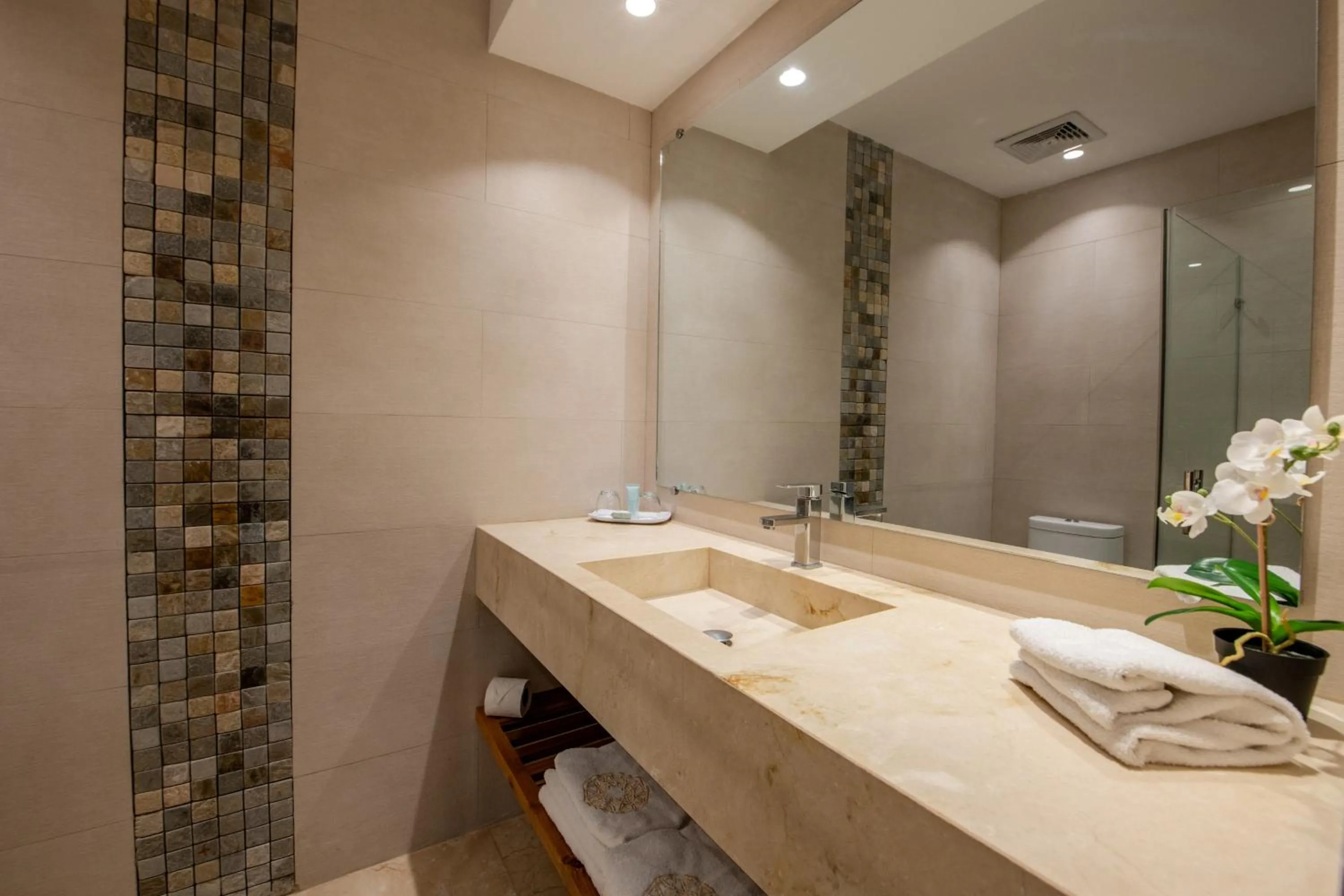 Bathroom in Hacienda Samana Bay Hotel