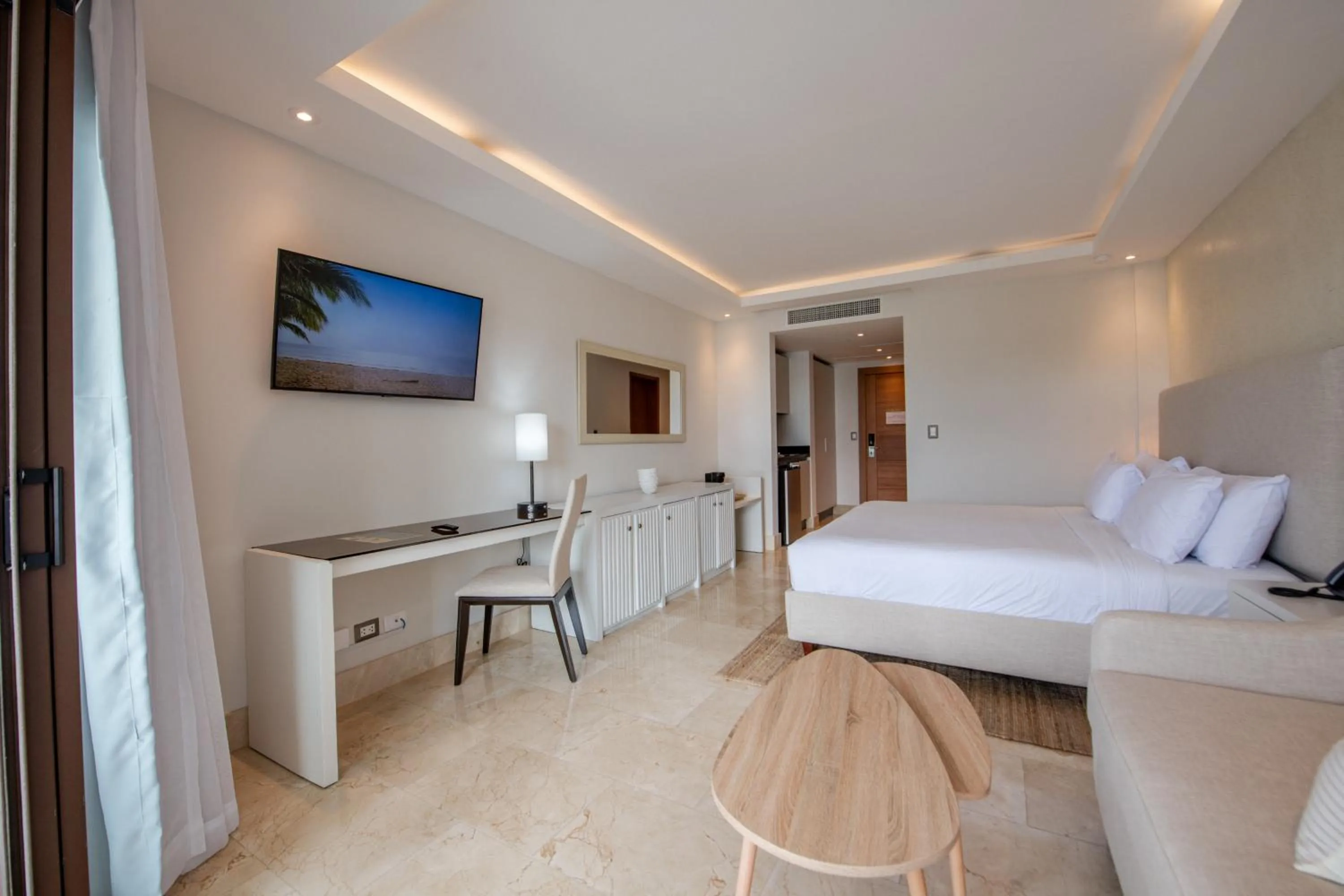 Toilet, Bed in Hacienda Samana Bay Hotel