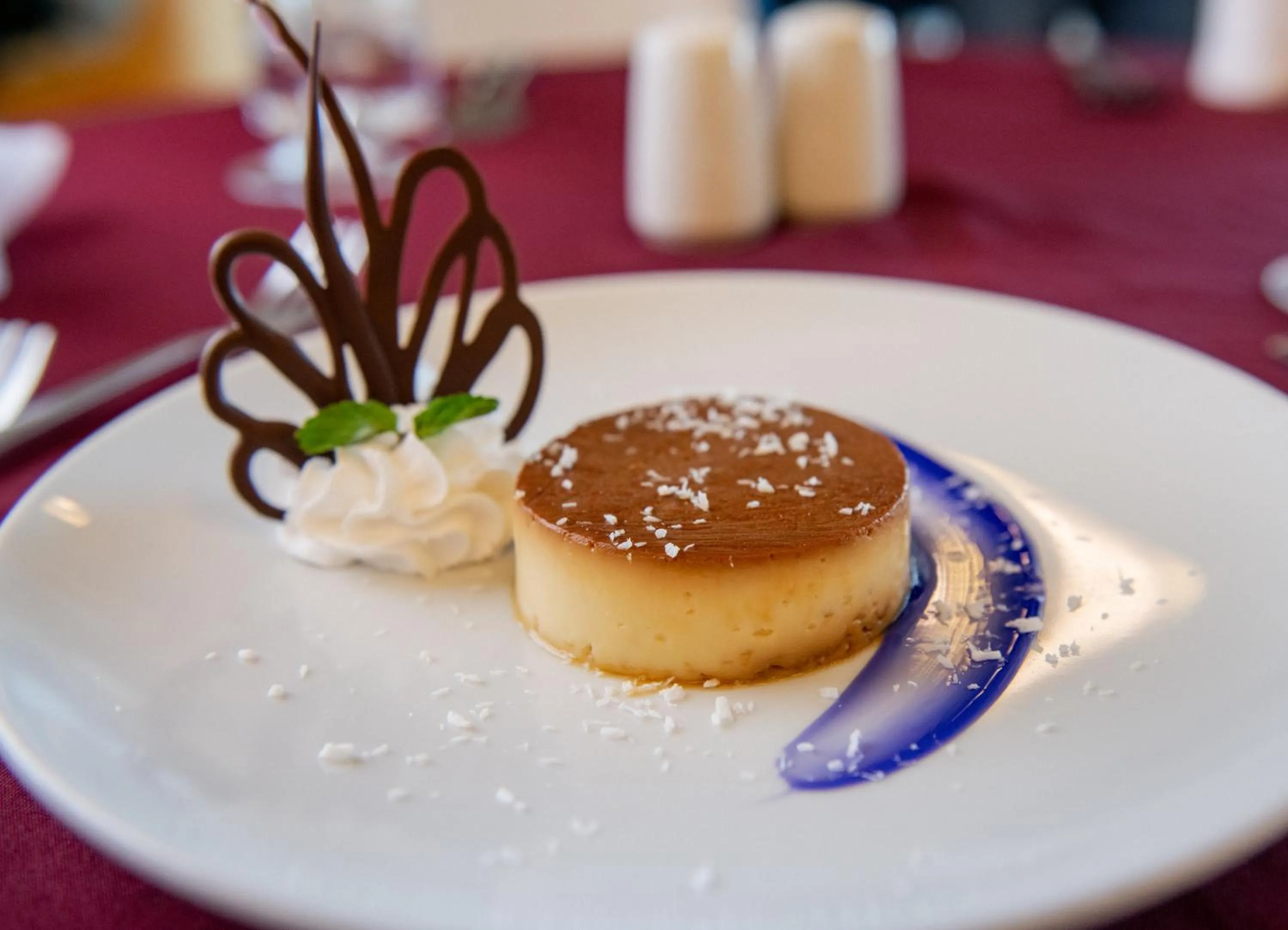 Food and drinks in Hacienda Samana Bay Hotel