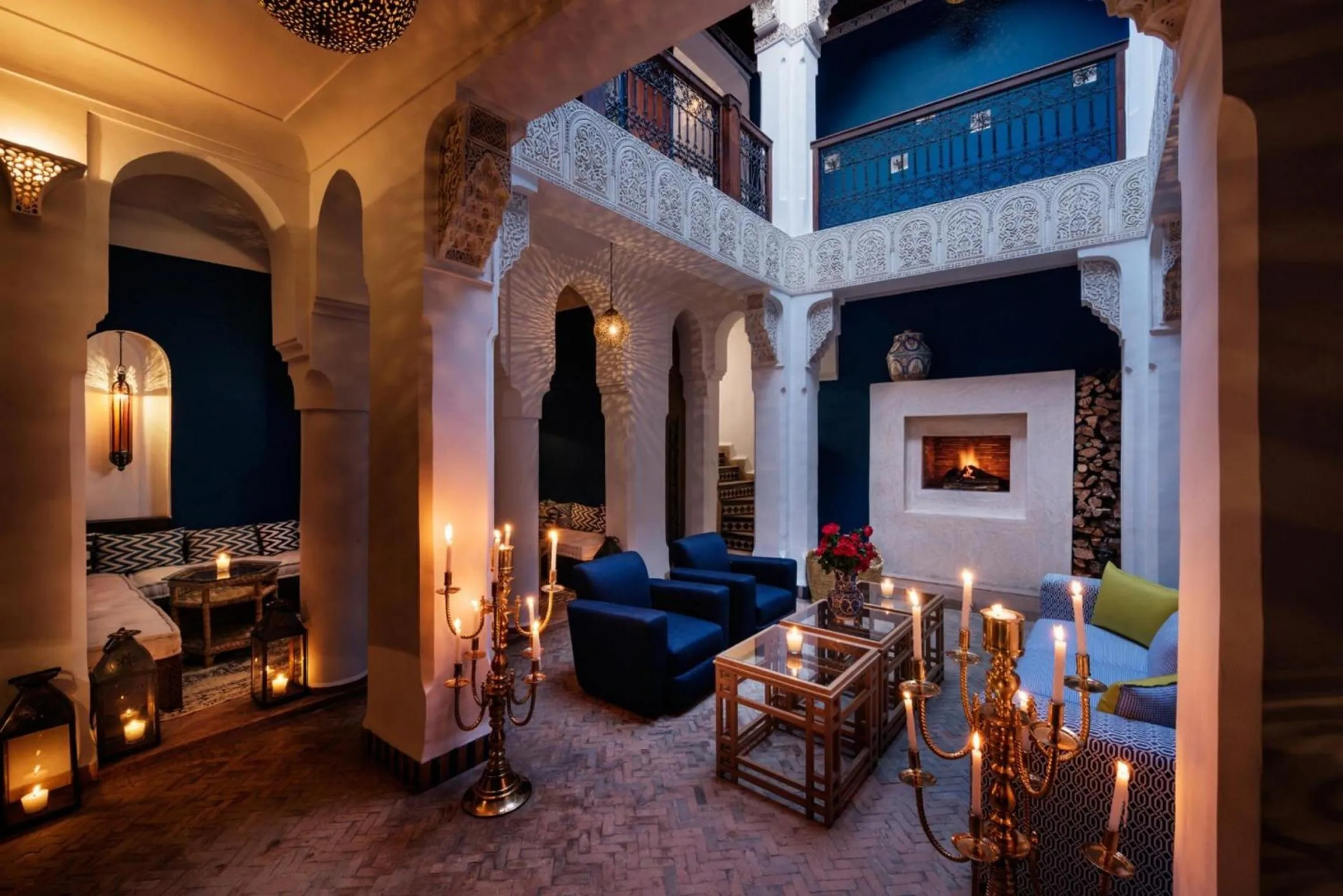 Living room in Riad Les Yeux Bleus