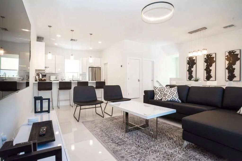 Across the Ocean few steps to beach contemporary three Bedroom townhouse