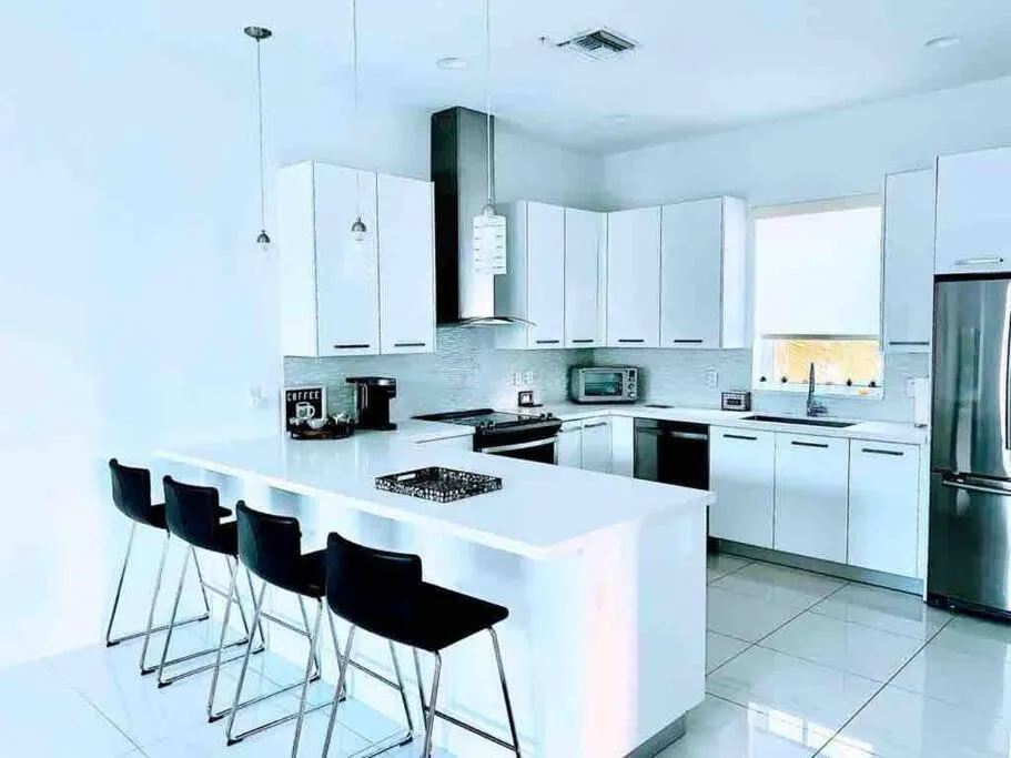 Across the Ocean few steps to beach contemporary three Bedroom townhouse