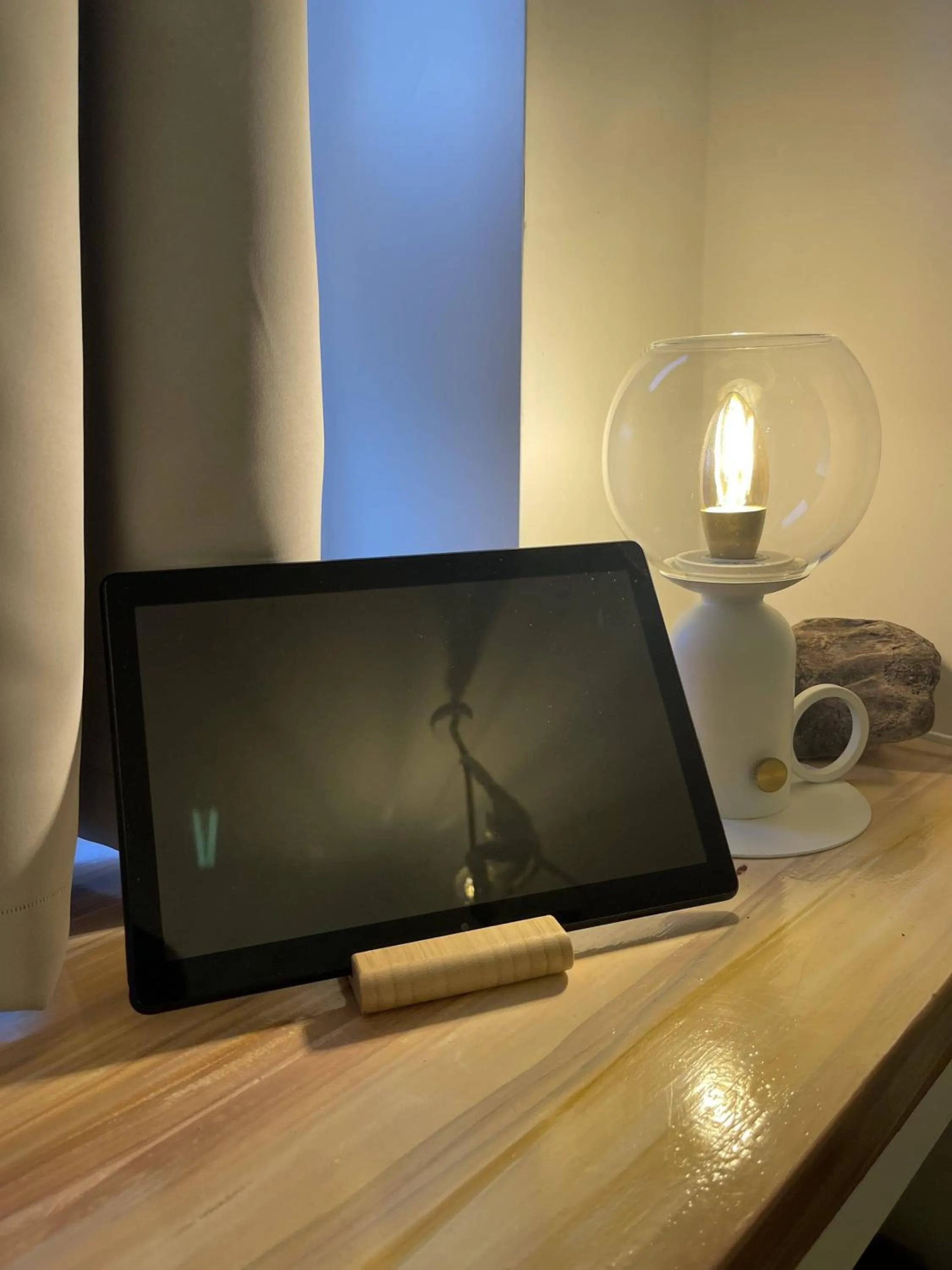 TV and multimedia in Urban jungle rooms