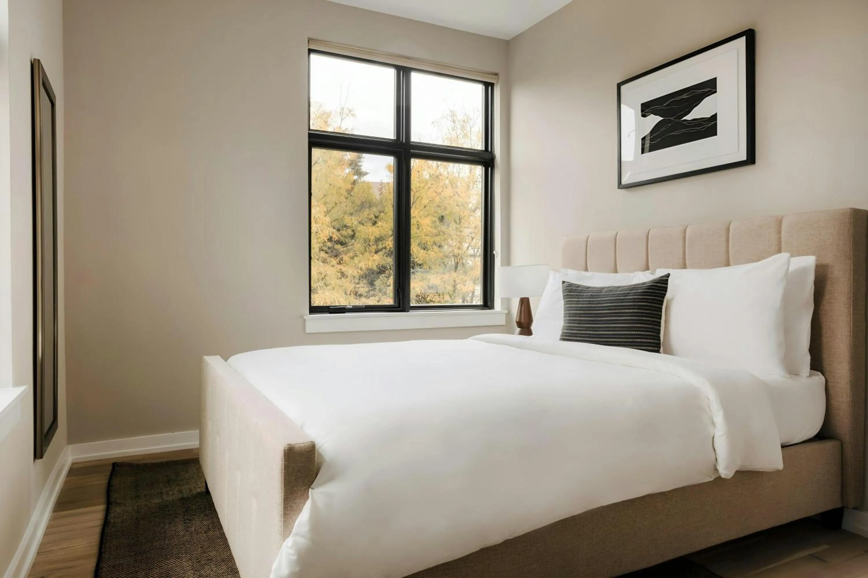 Bedroom, Bed in Sonder by Marriott Bonvoy The Edison Apartments Old City