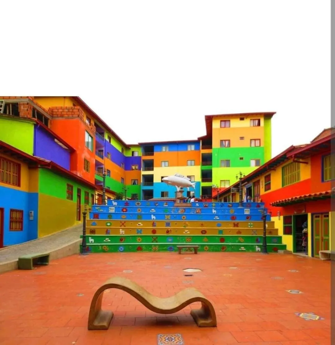 Apartamentos Avenida del malecón, frente al lago. Guatape