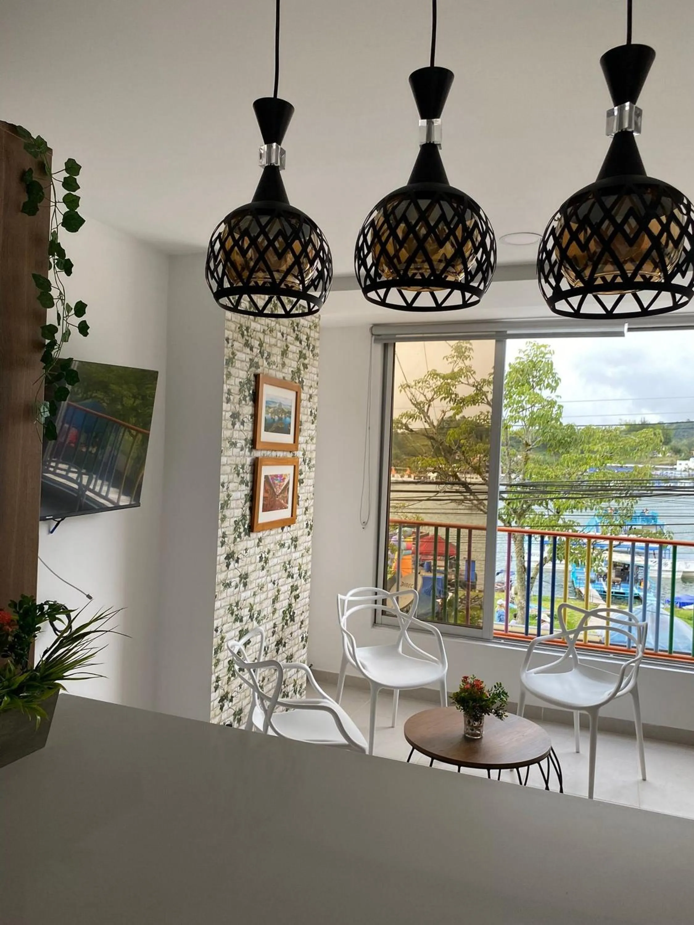 On site in Apartamentos Avenida del malecón, frente al lago. Guatape