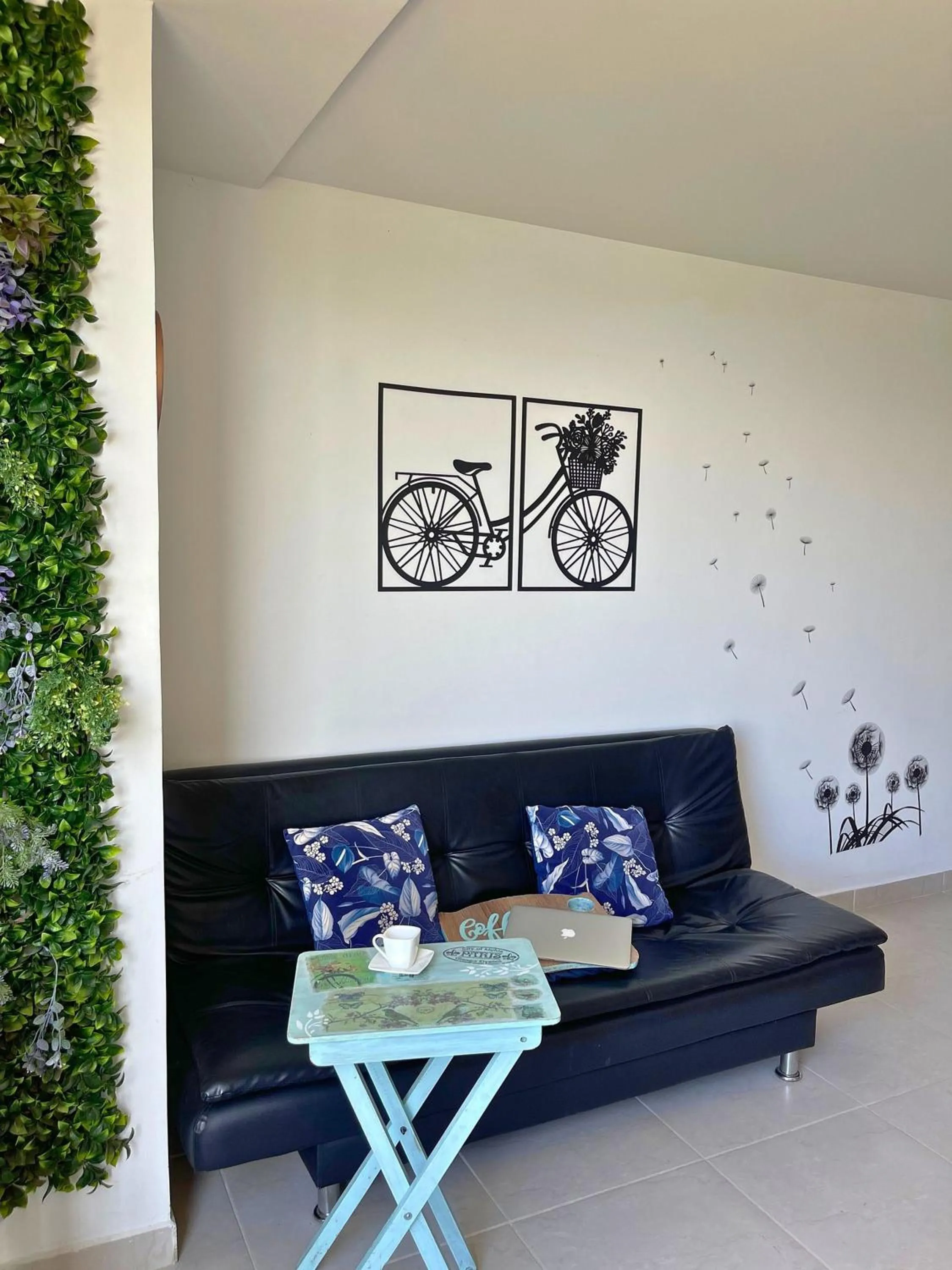 Living room in Apartamentos Avenida del malecón, frente al lago. Guatape