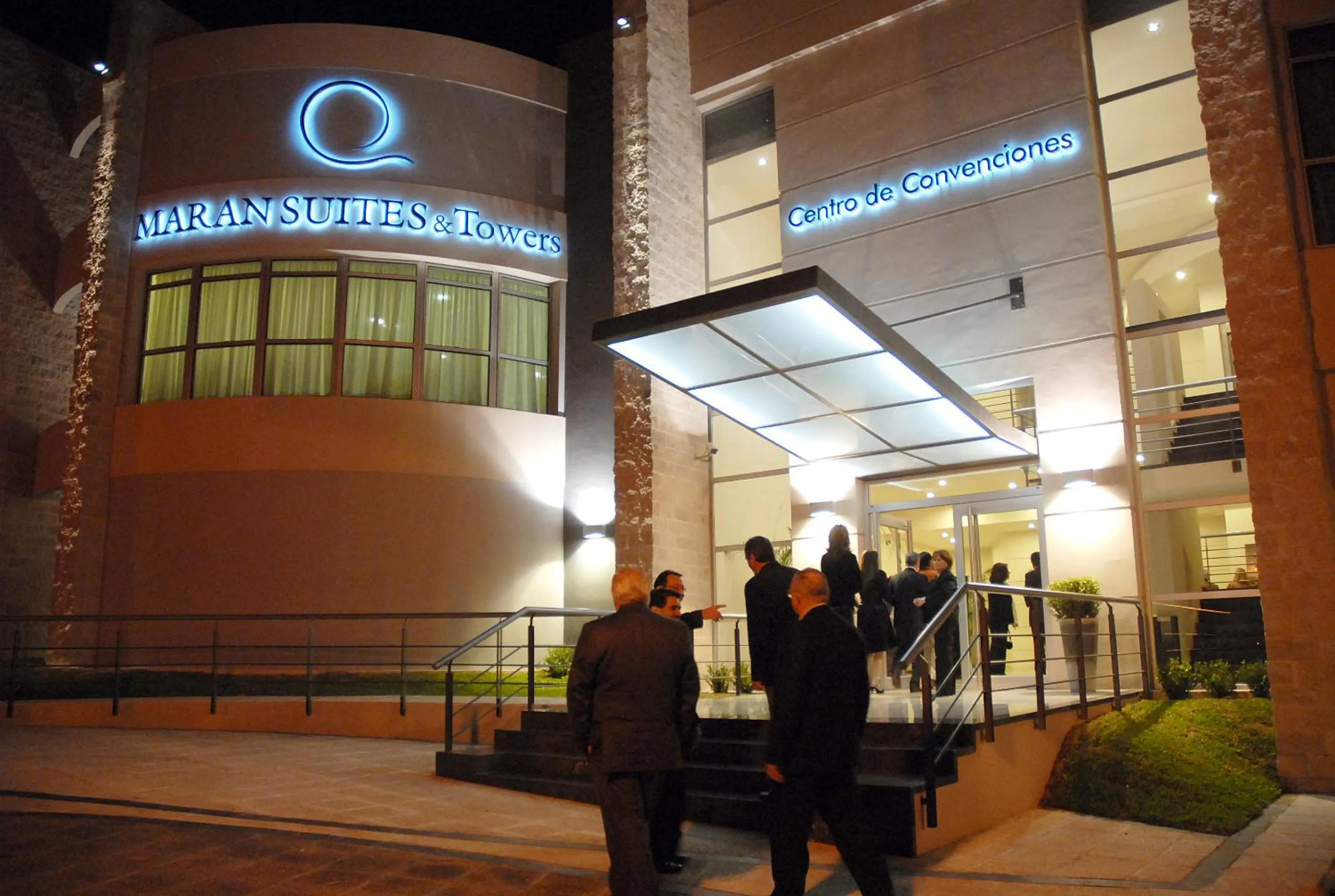 Facade/entrance in Maran Suites & Towers