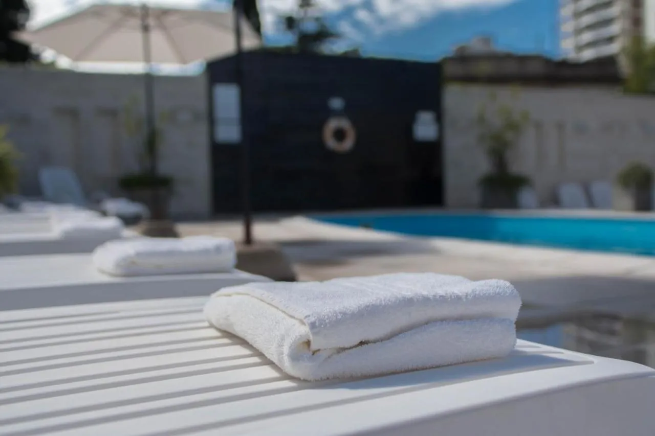 Swimming pool in Maran Suites & Towers