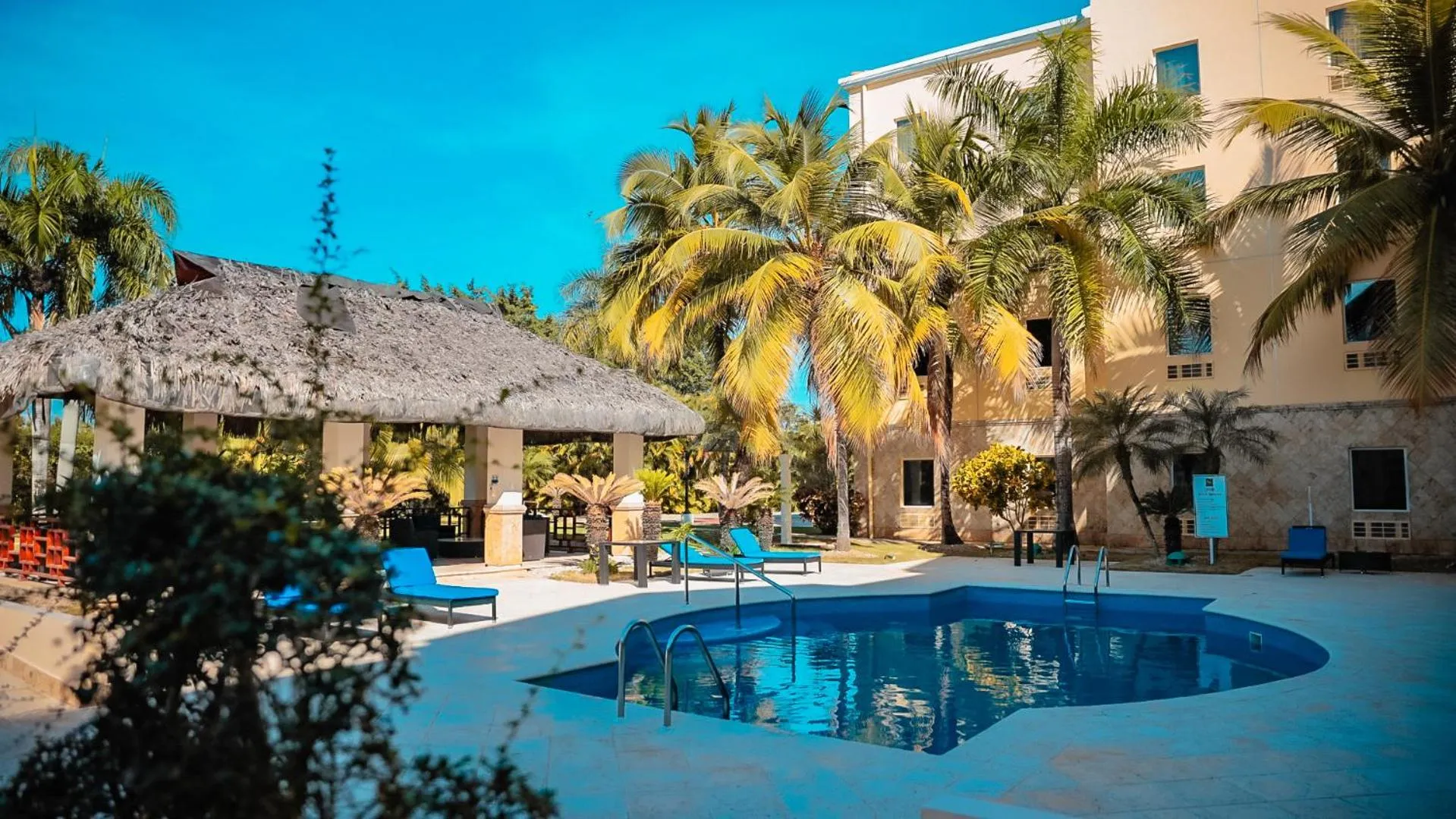 Property building in Quality Hotel Real Aeropuerto Santo Domingo