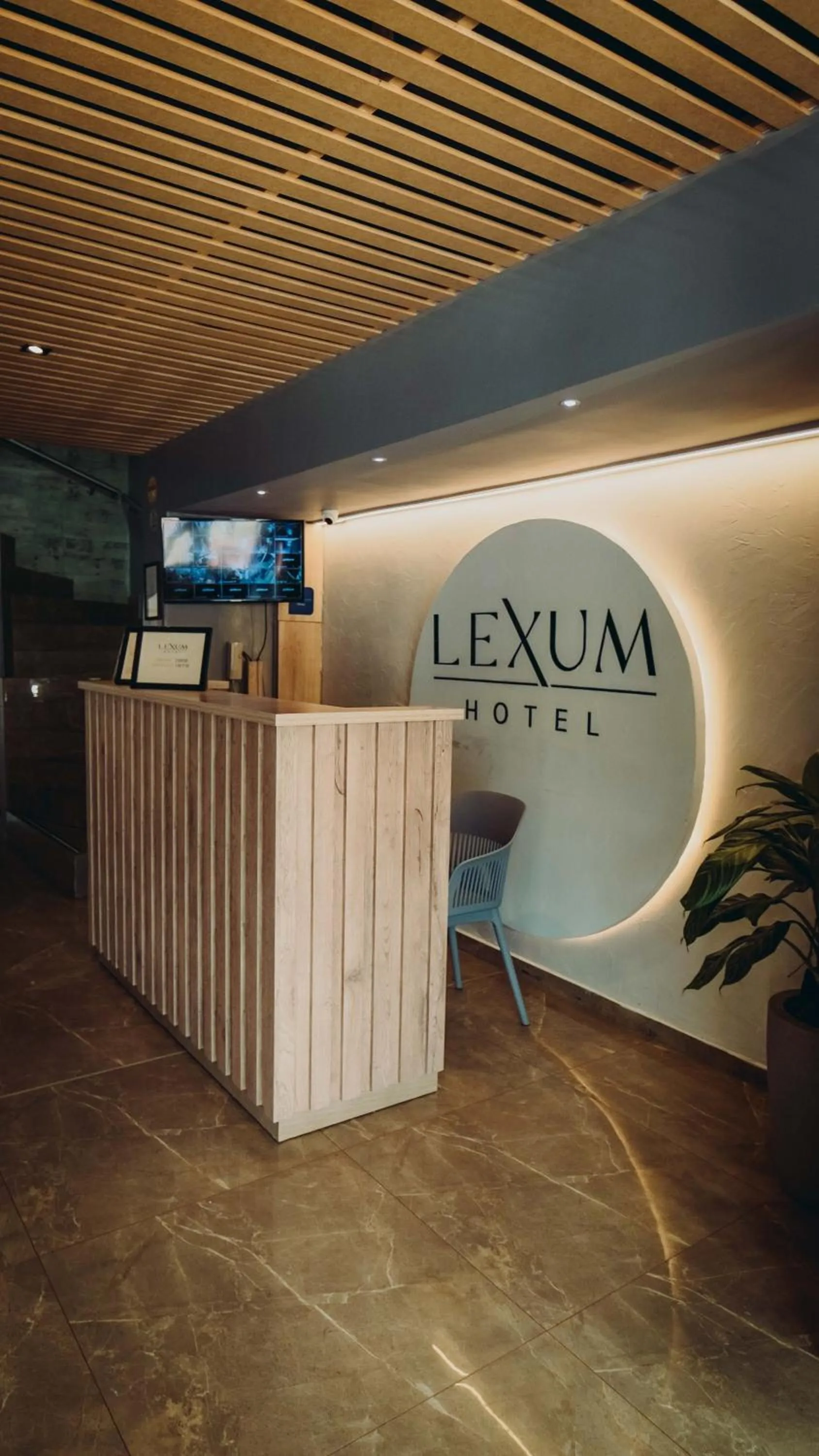 Lobby or reception in Hotel Lexum Estadio